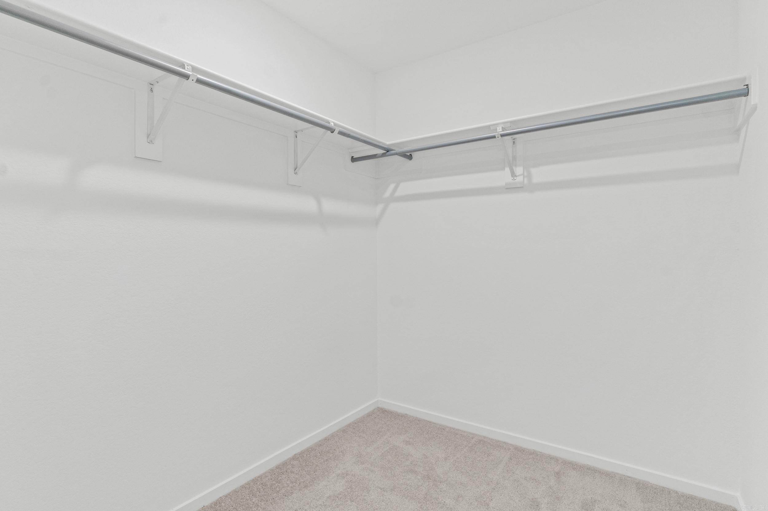 6105 Croft Avenue Property Photo 20