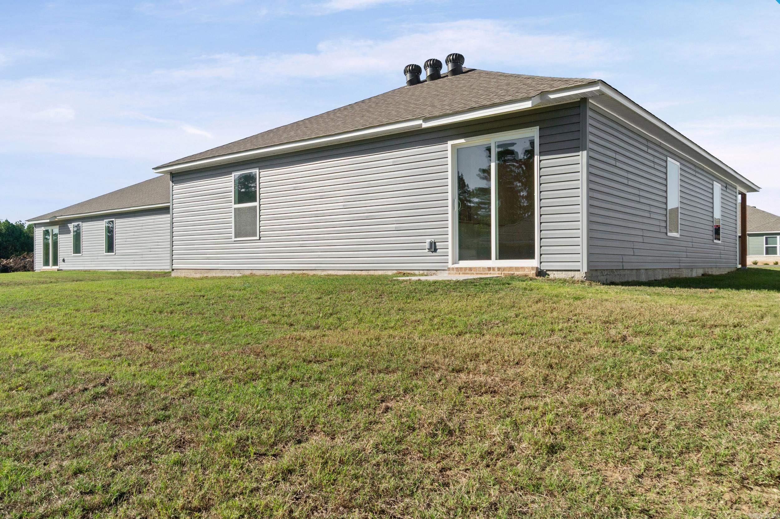 6105 Croft Avenue Property Photo 31