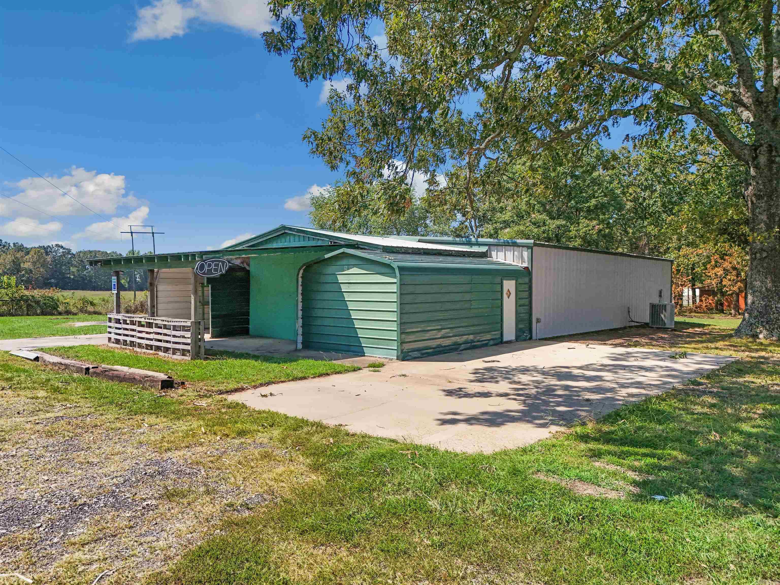 344 Rosebud Road Property Photo 2