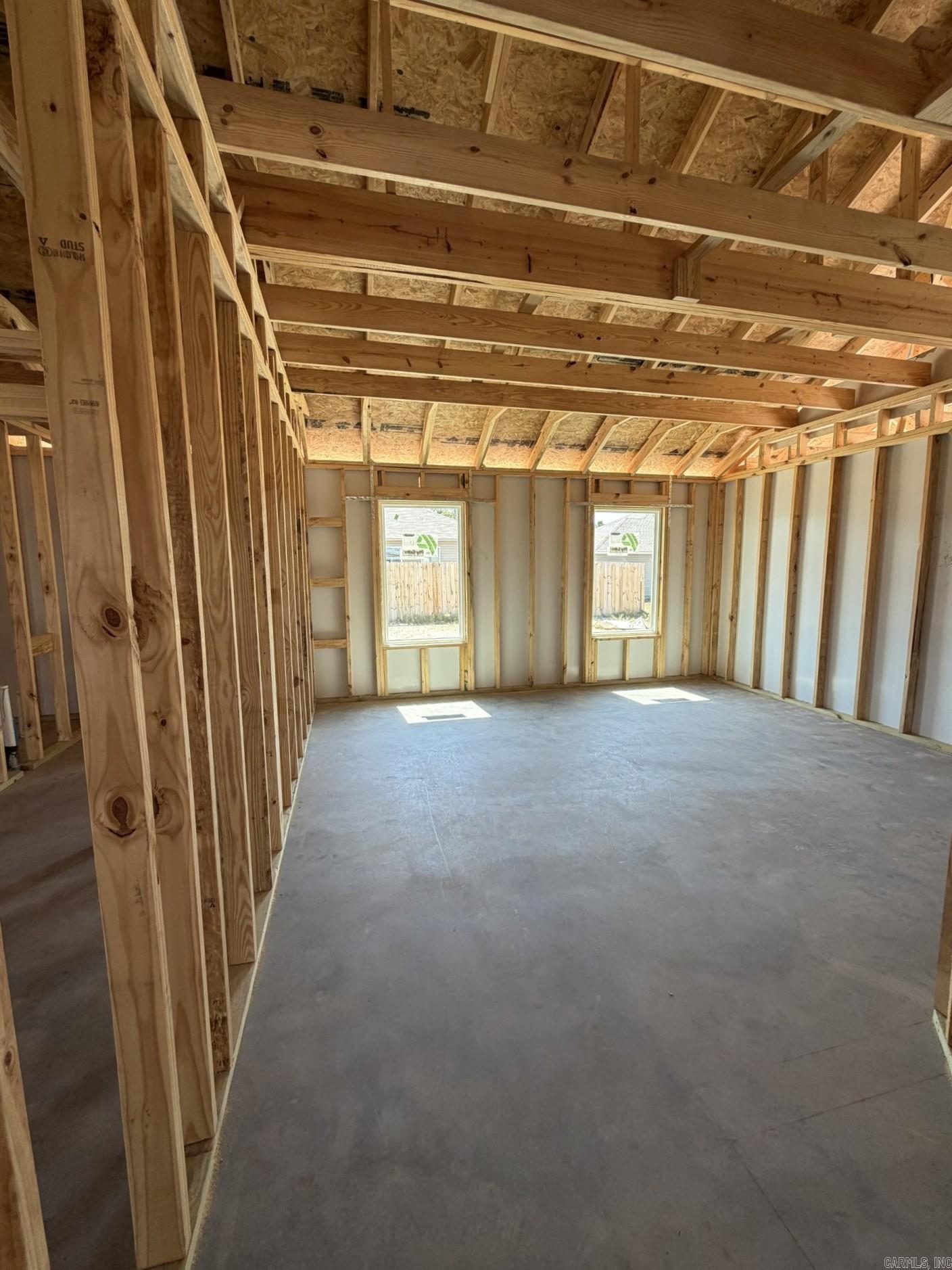 6697 Hollywood Avenue Property Photo 6