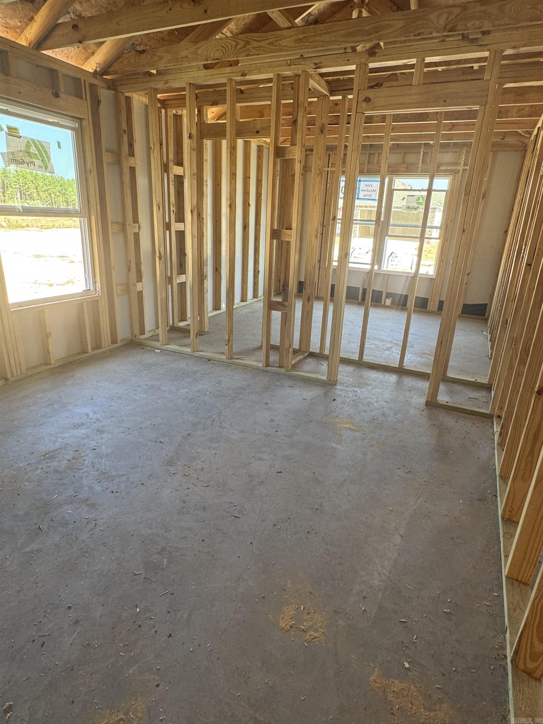 1560 Meadows Drive Property Photo 11