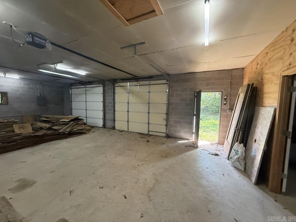 17146 Highway 70 Property Photo 5