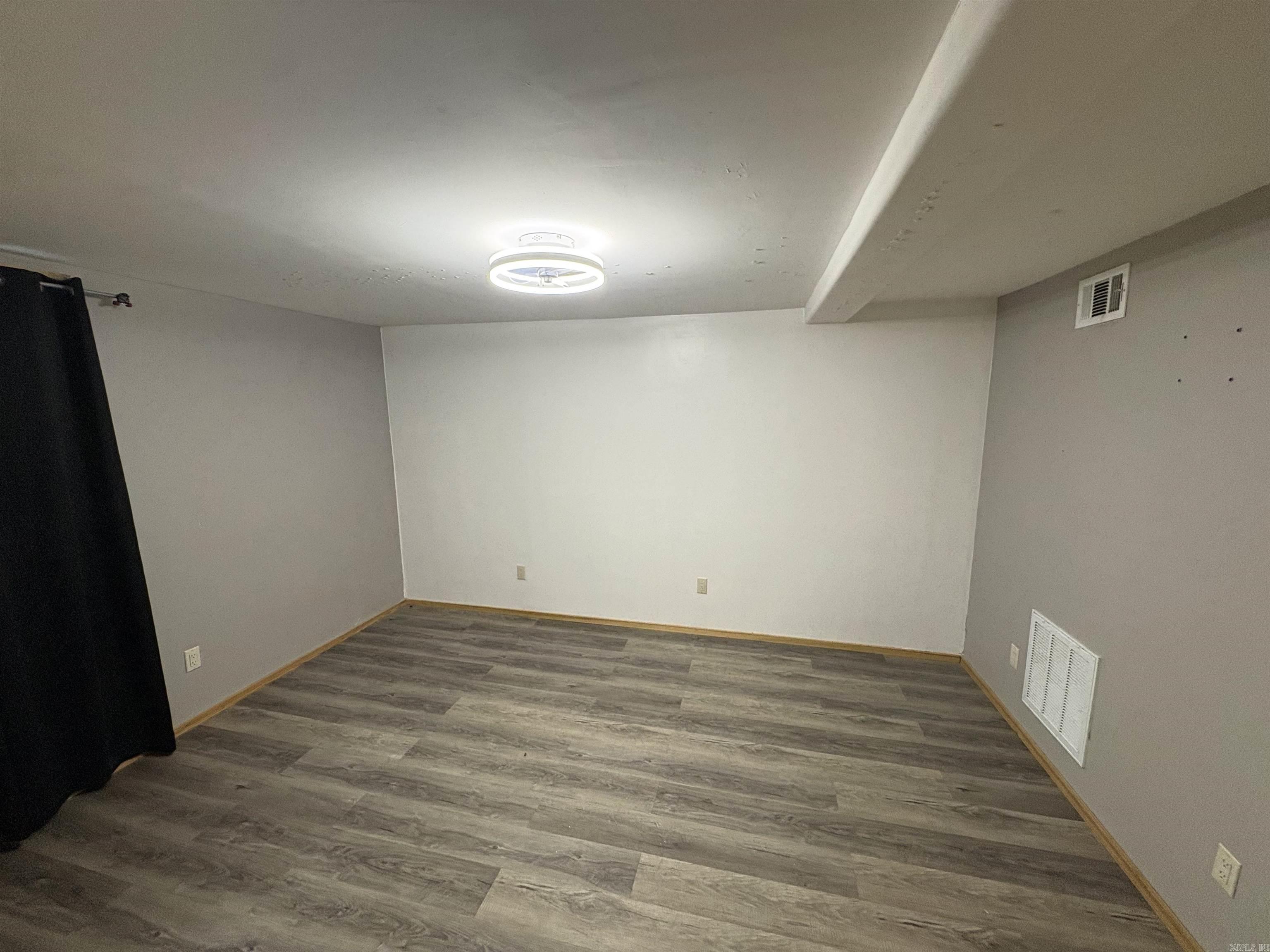 408 Alpine Property Photo 14