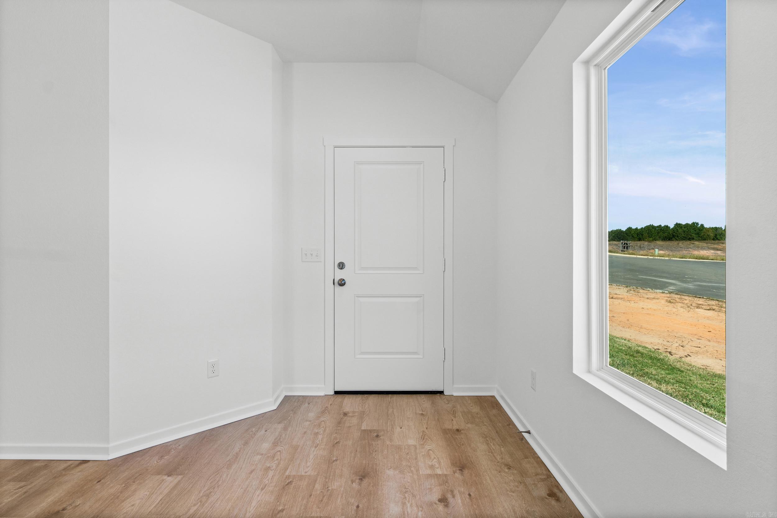 8001 Chesapeake Trail Property Photo 6