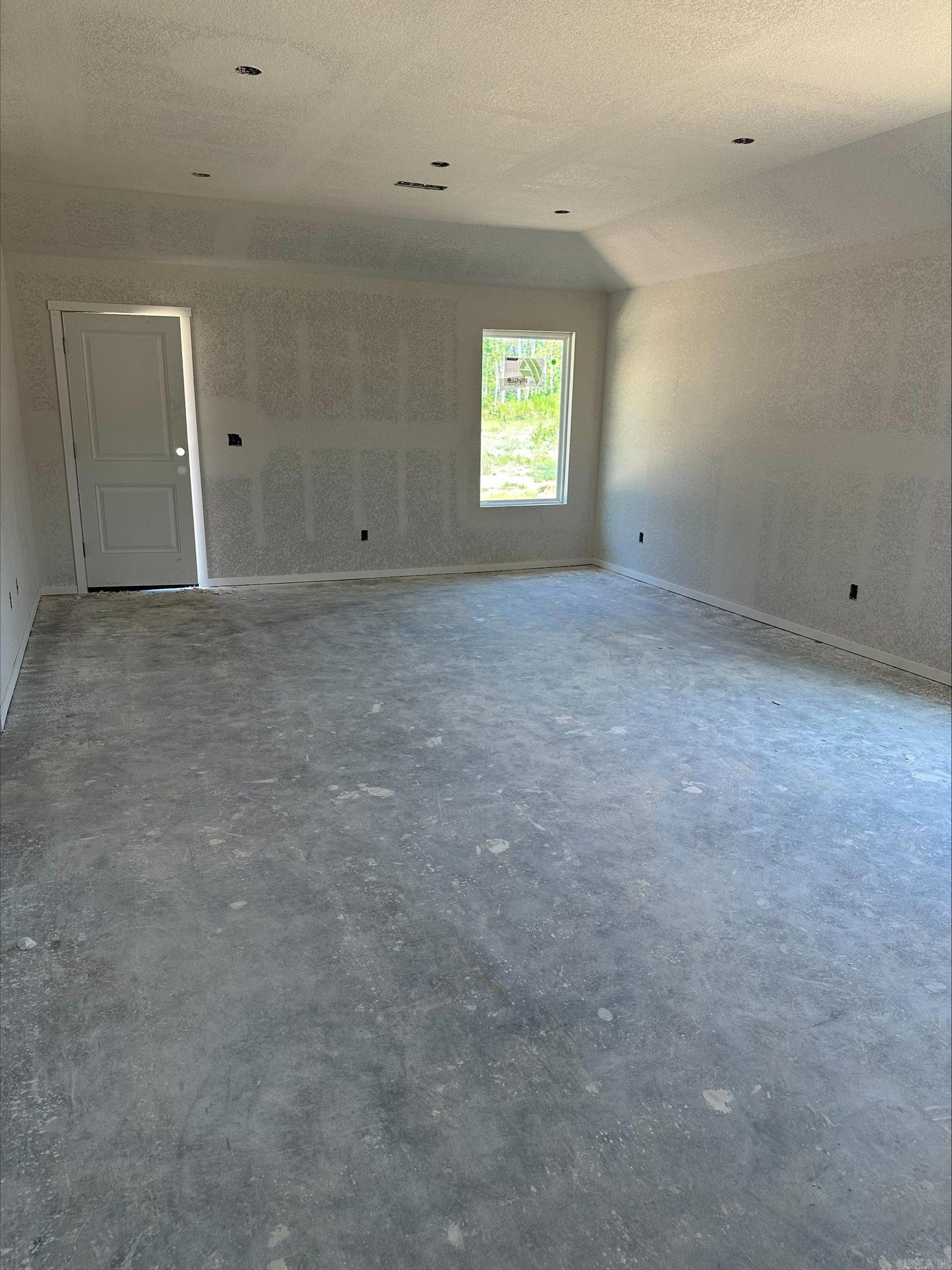 8112 Chesapeake Trail Property Photo 2