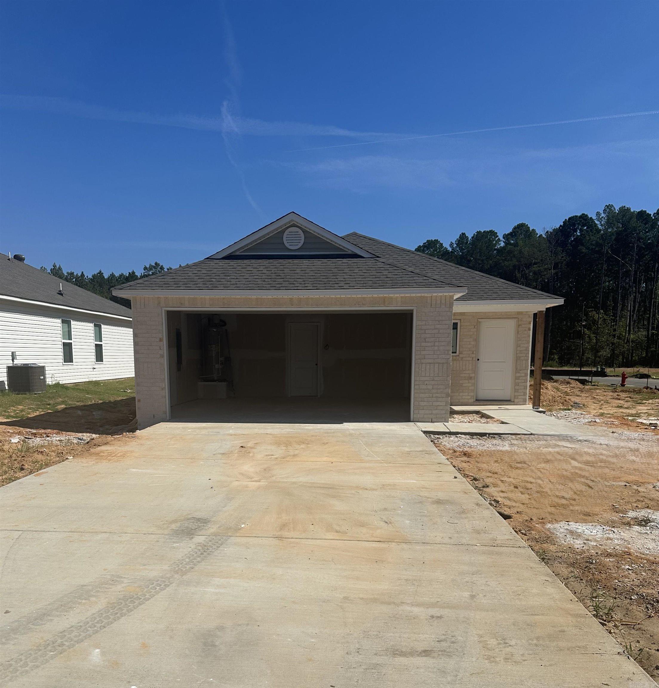 8105 Chesapeake Trail Property Photo 1
