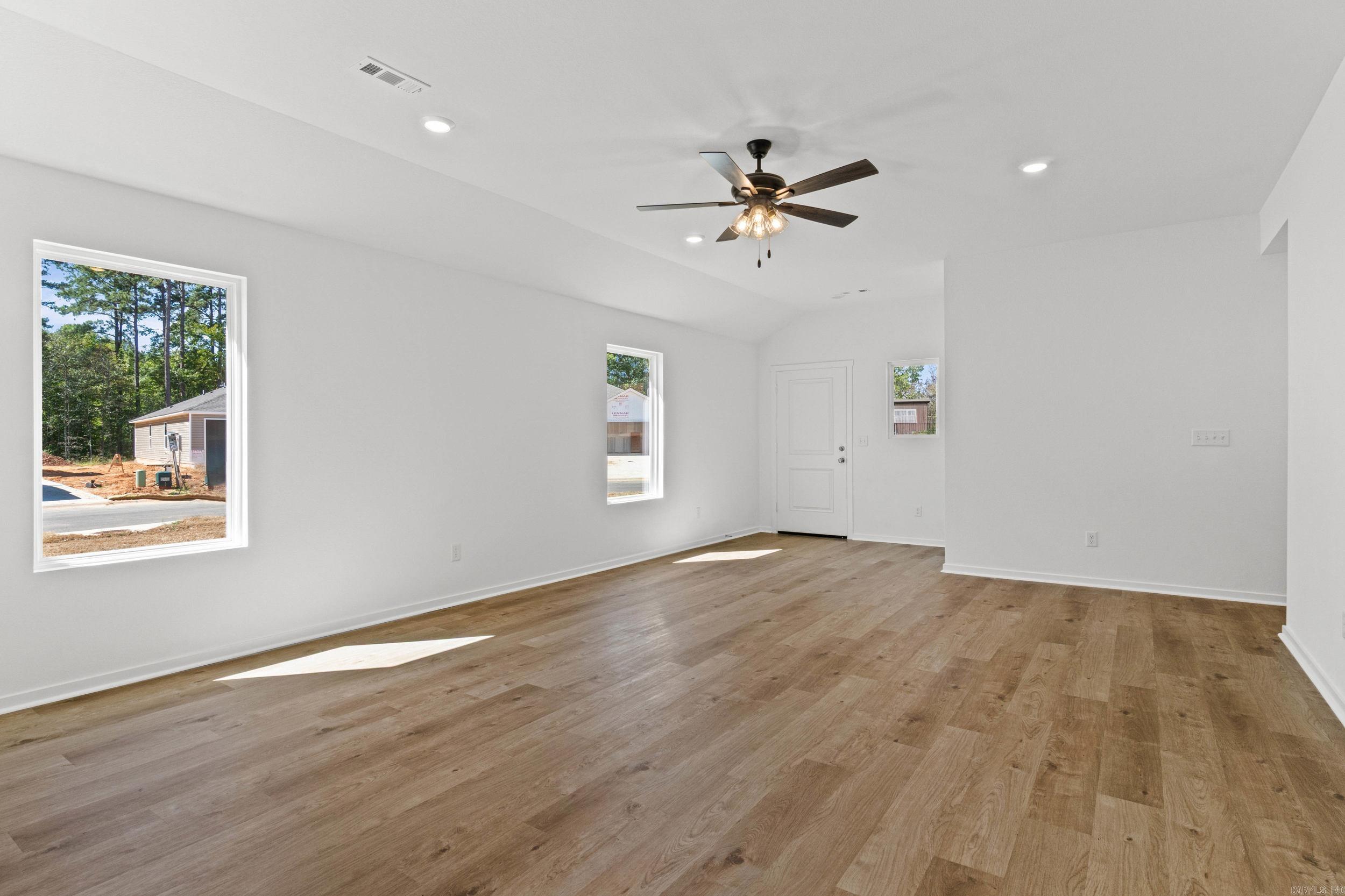 8105 Chesapeake Trail Property Photo 8