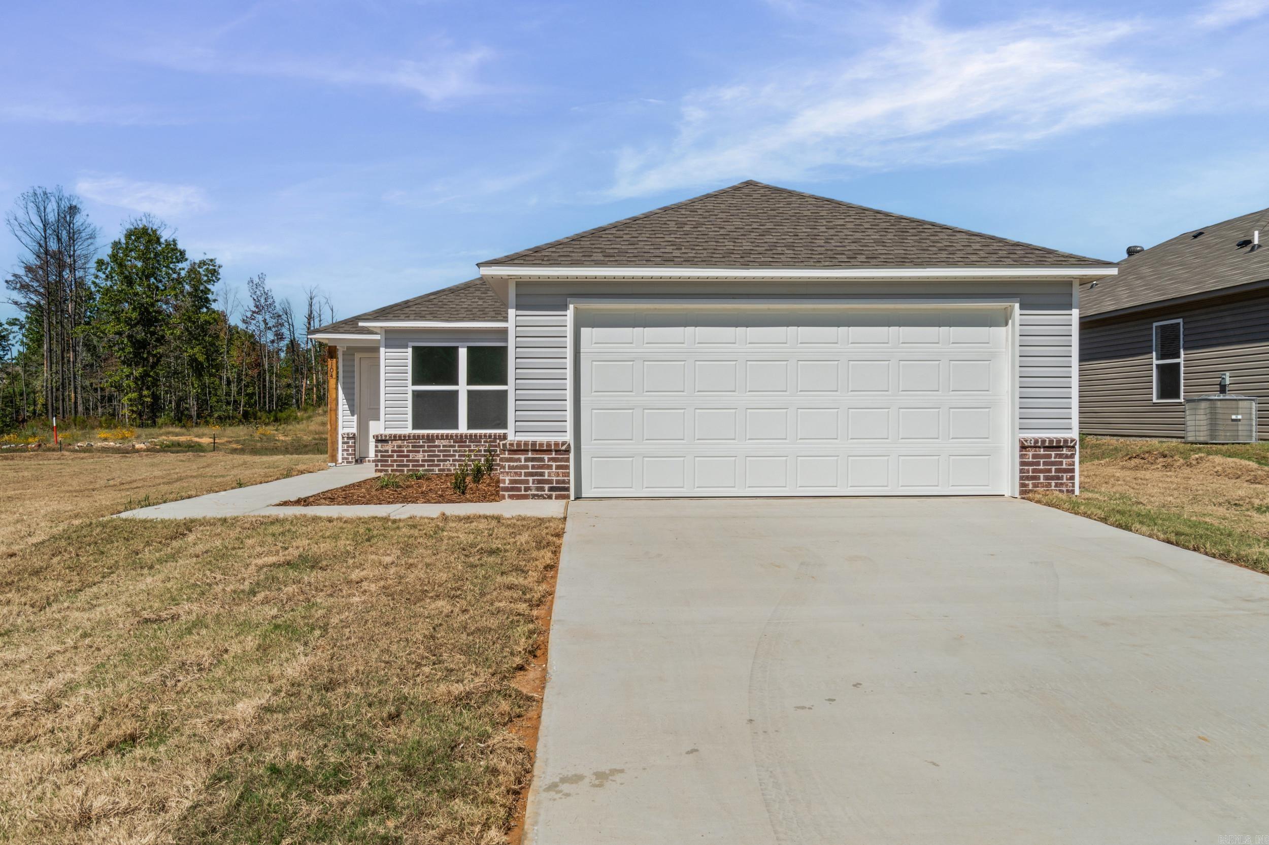 8104 Chesapeake Trail Property Photo 1