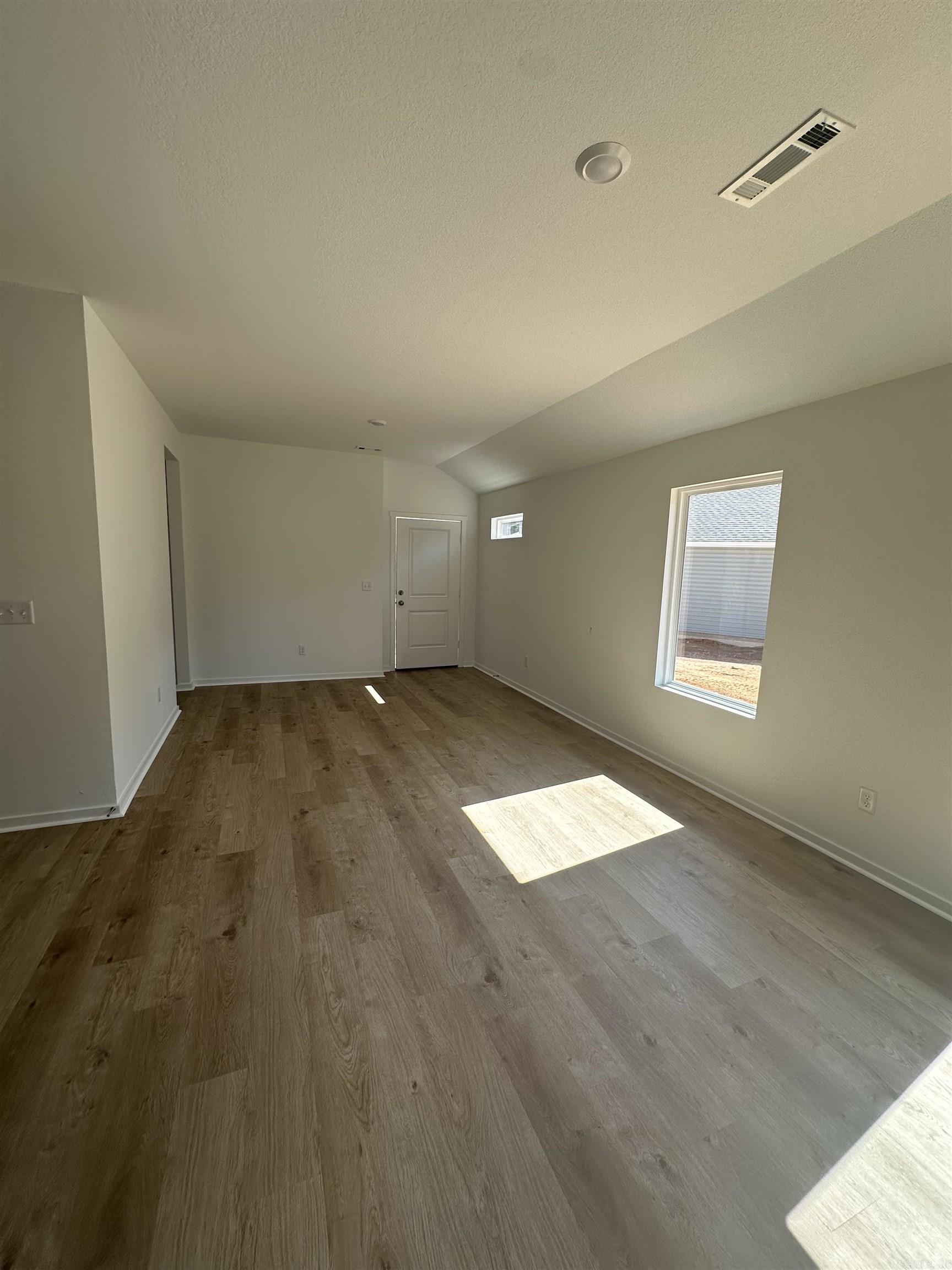 8104 Chesapeake Trail Property Photo 6