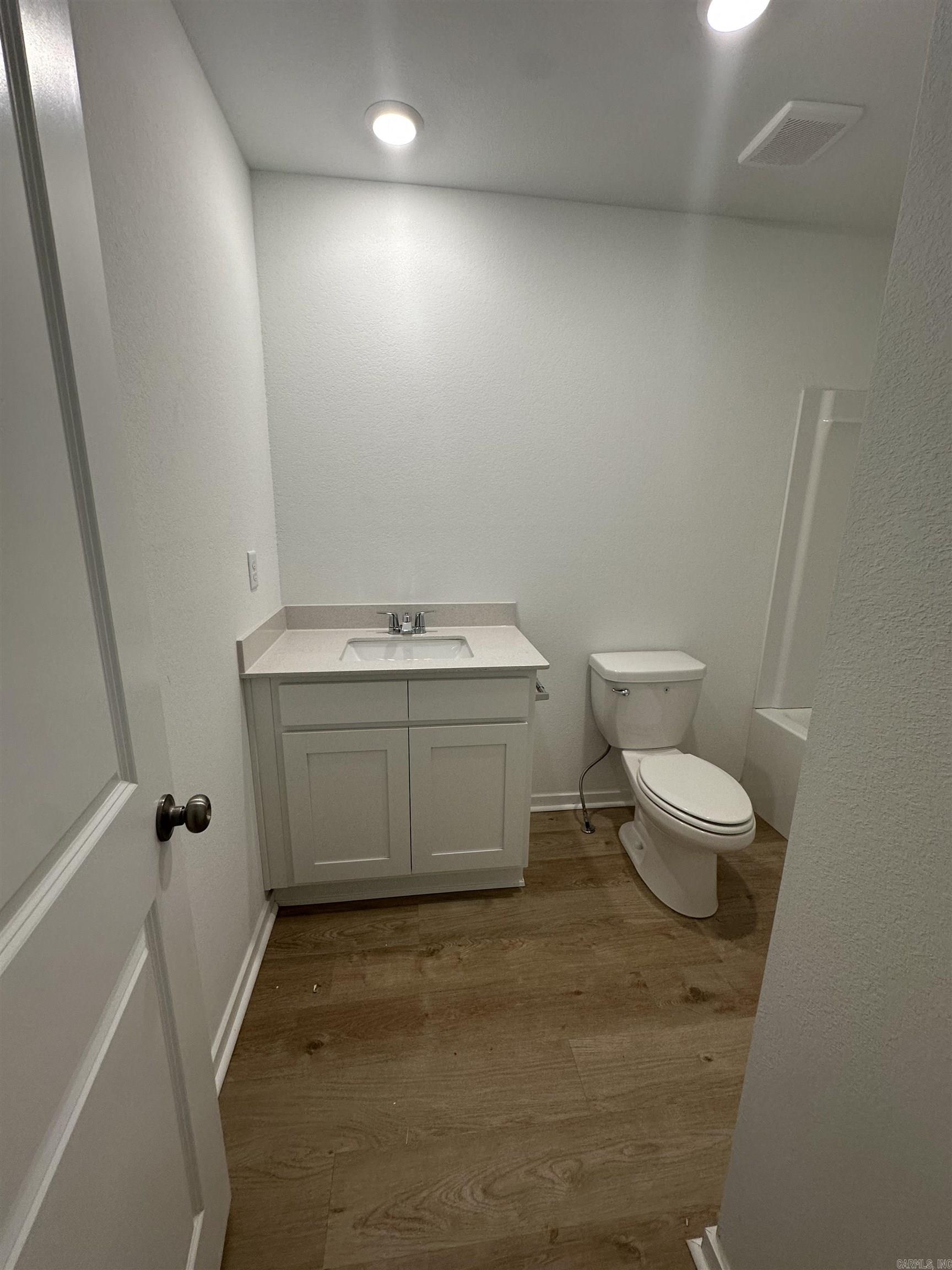 8104 Chesapeake Trail Property Photo 12