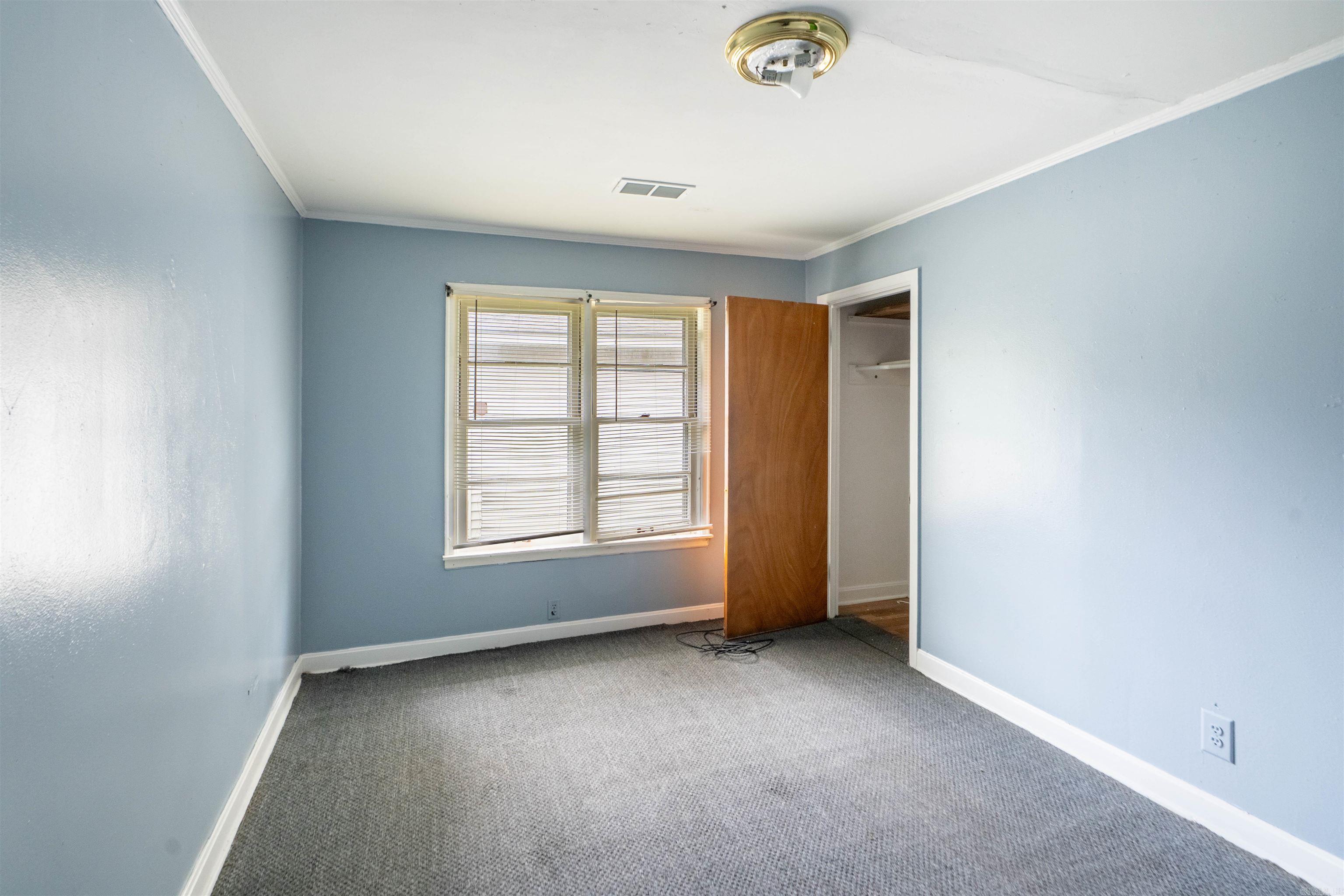1000 W Pecan Street Property Photo 5