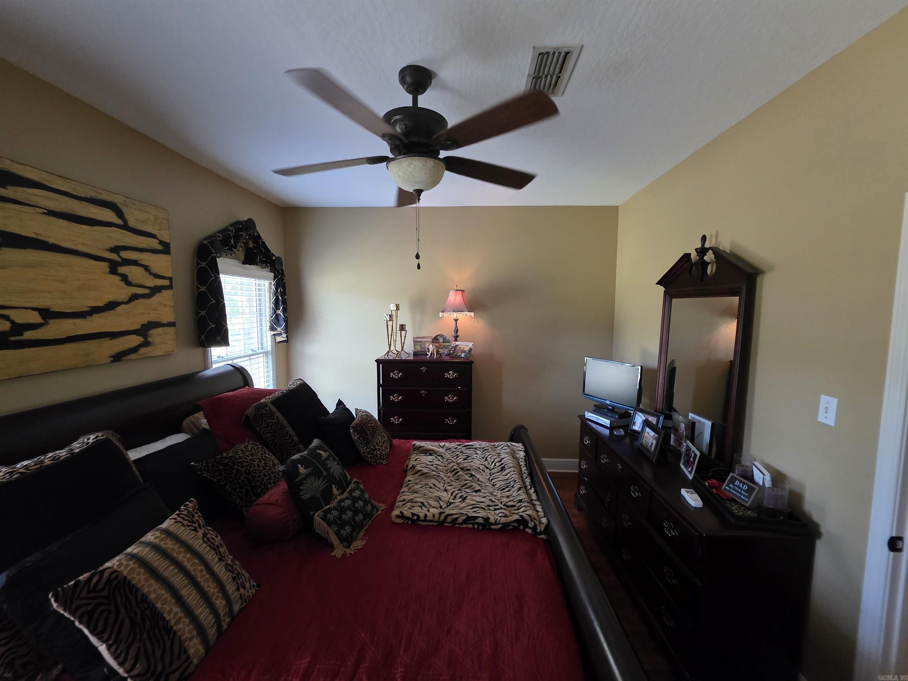 2301 Country Club Rd Property Photo 34