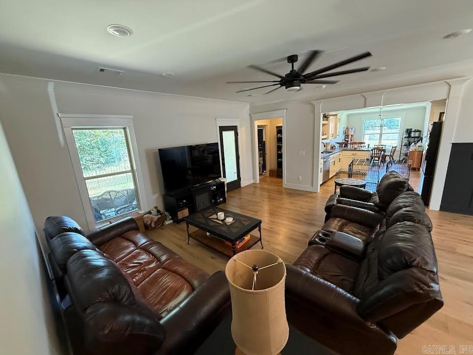 222 Promenade Cir Property Photo 2