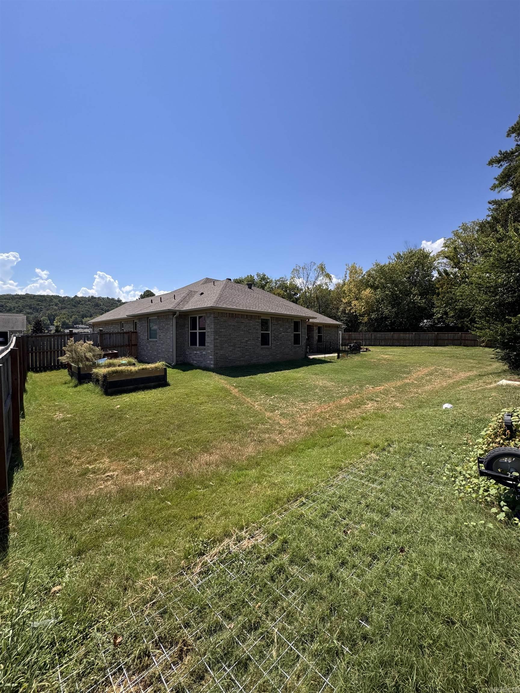 222 Promenade Cir Property Photo 31