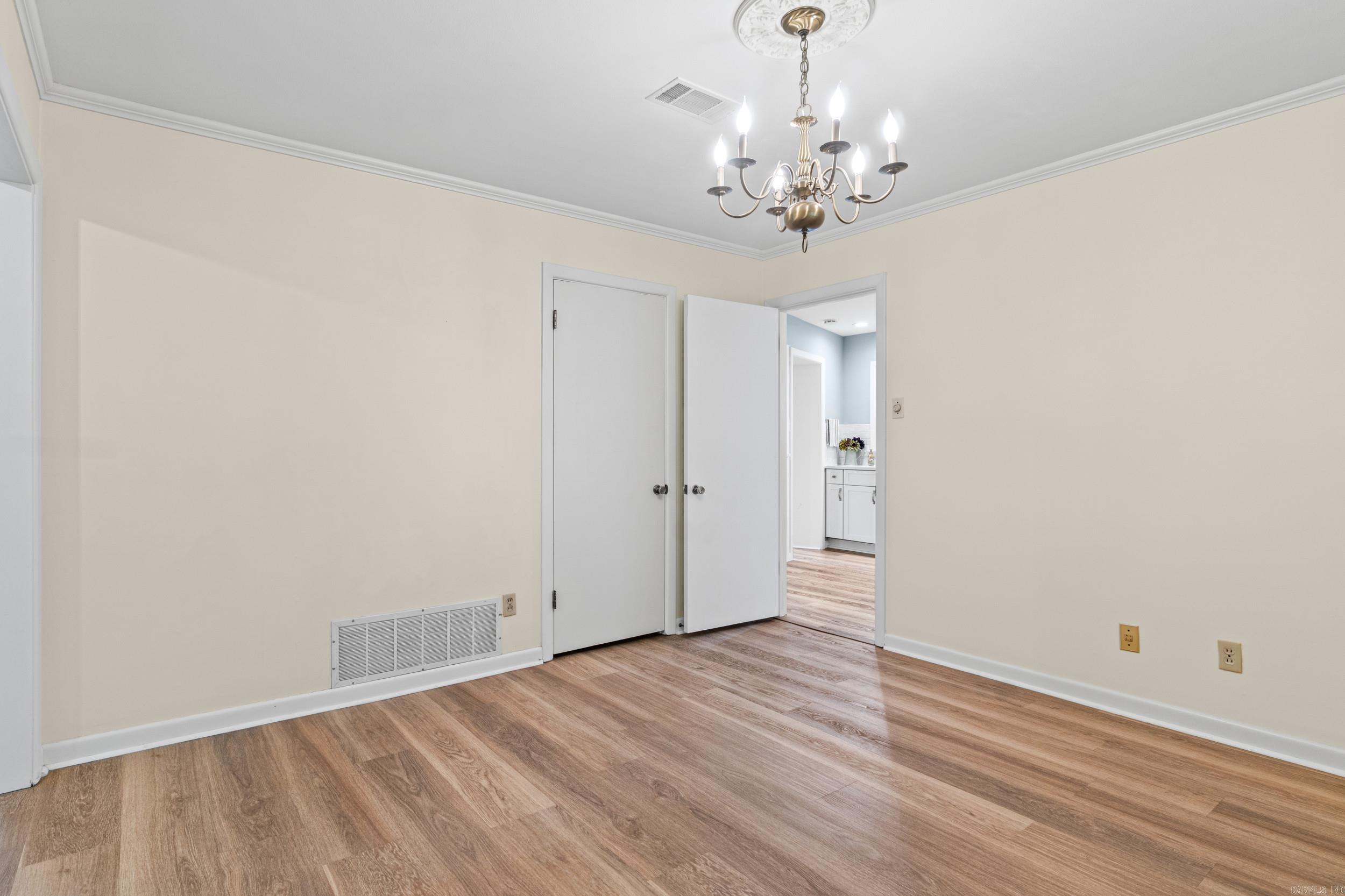 815 Ridgecrest Drive Property Photo 13