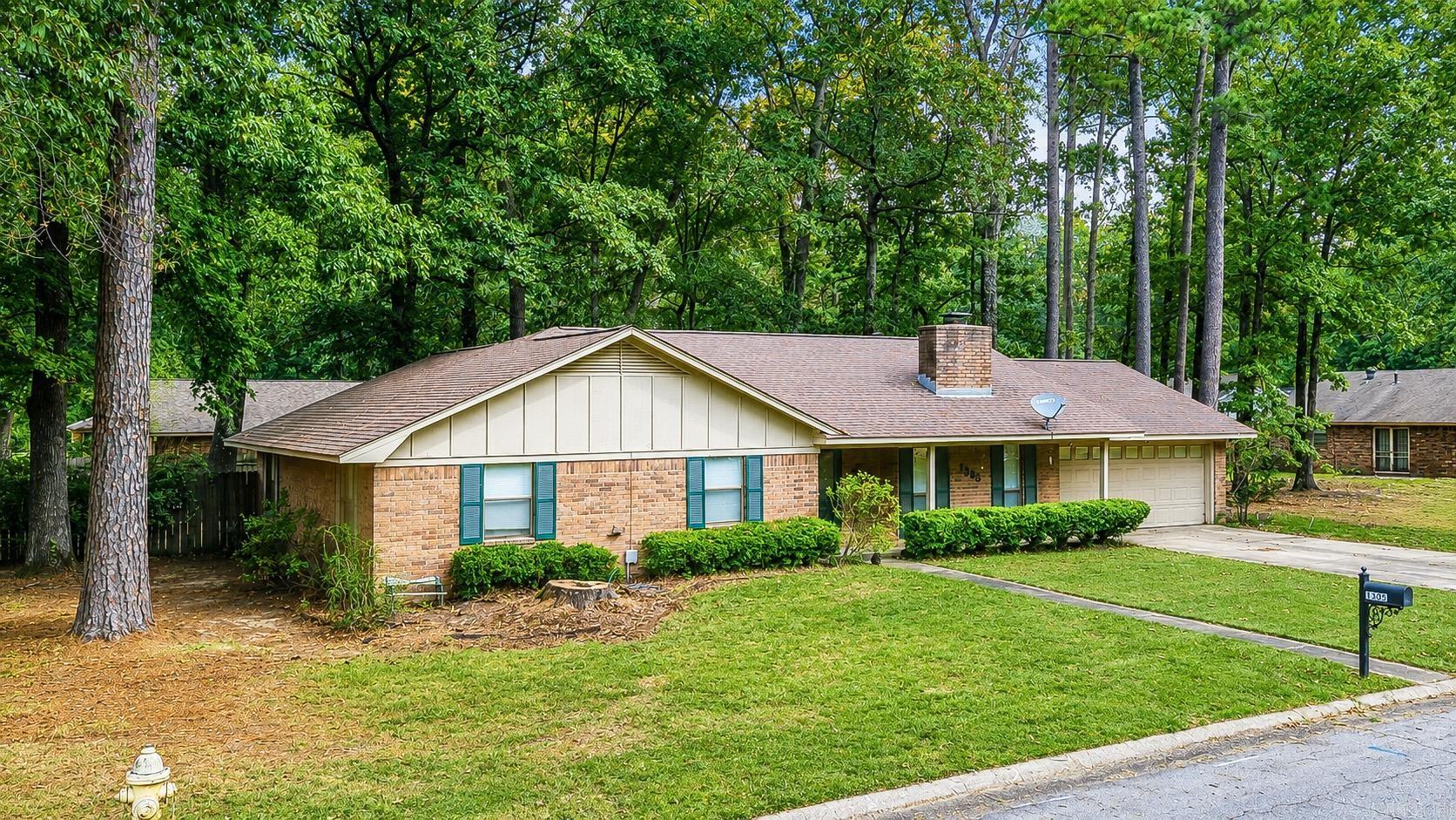 1305 War Eagle Property Photo 3