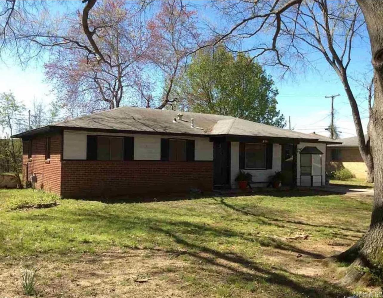 504 Warren St Property Photo 2