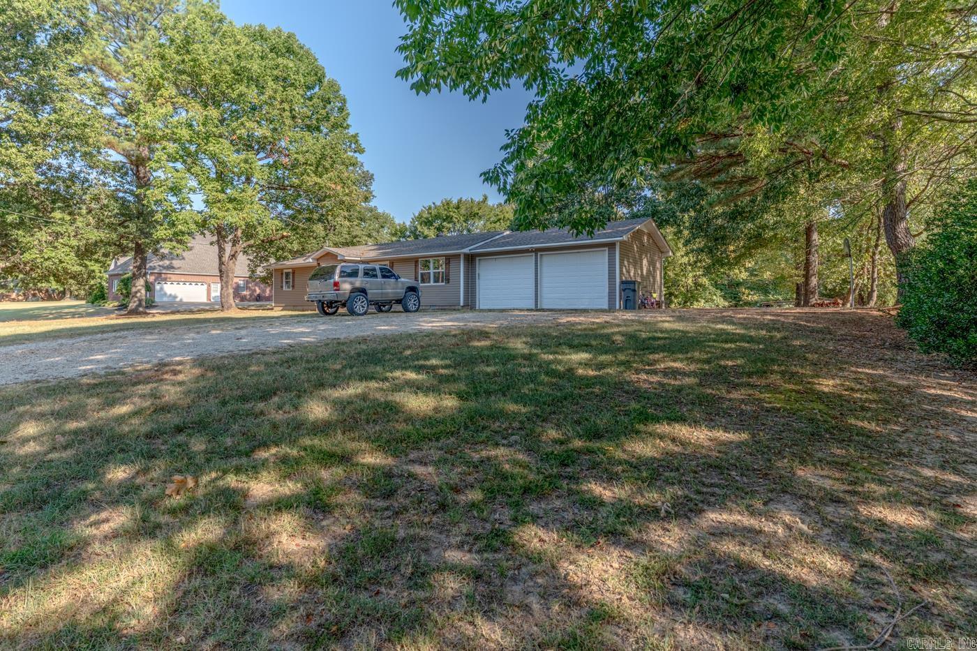 811 Thorne Dr Property Photo 5