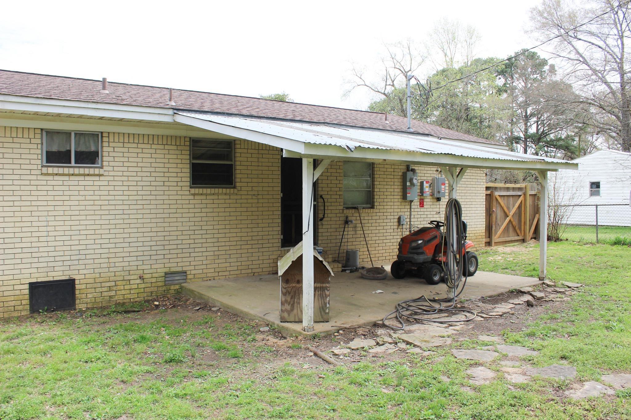 807 S Spring Property Photo 18