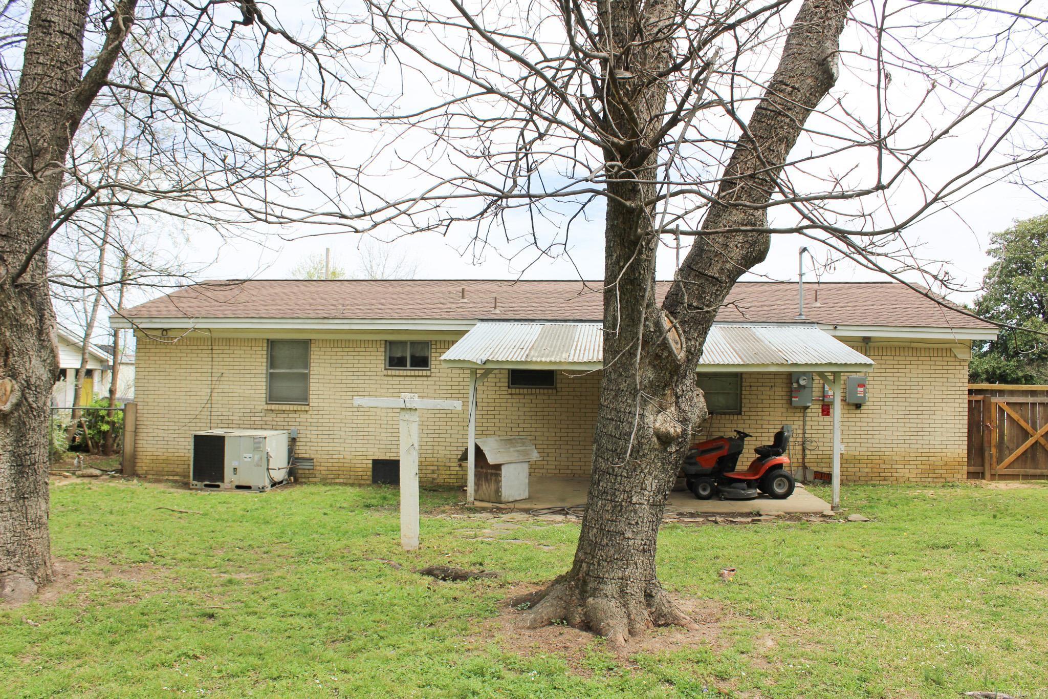 807 S Spring Property Photo 20