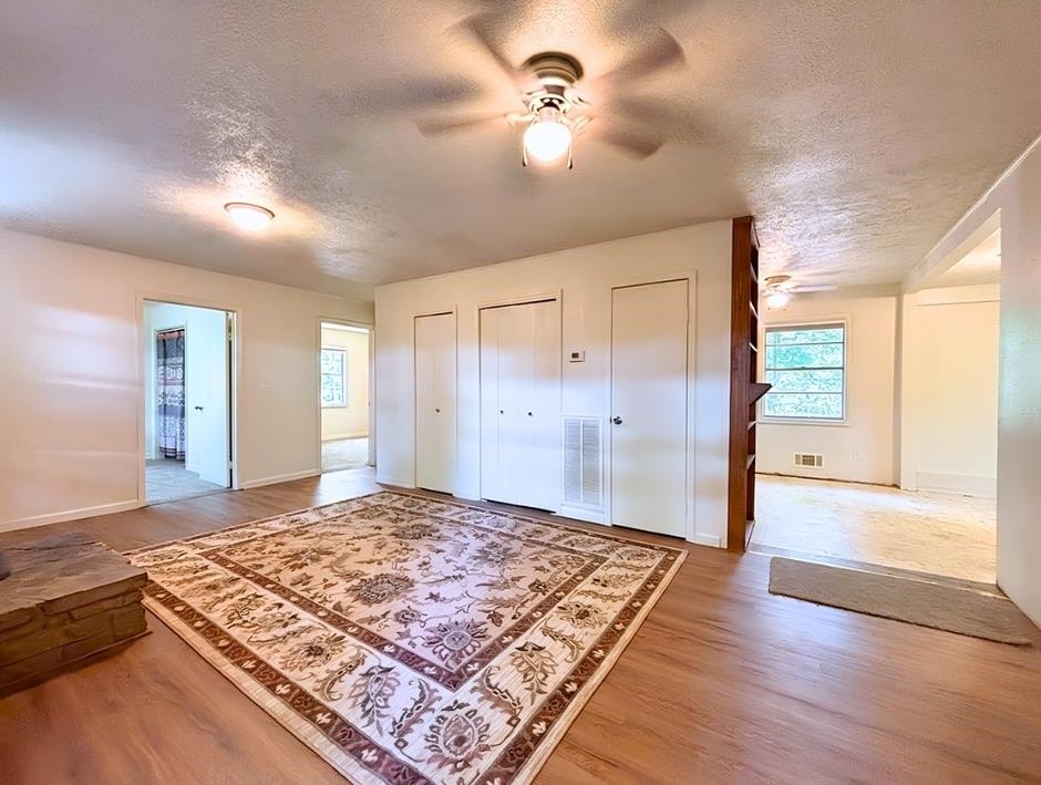 42 Dakota Drive Property Photo 4