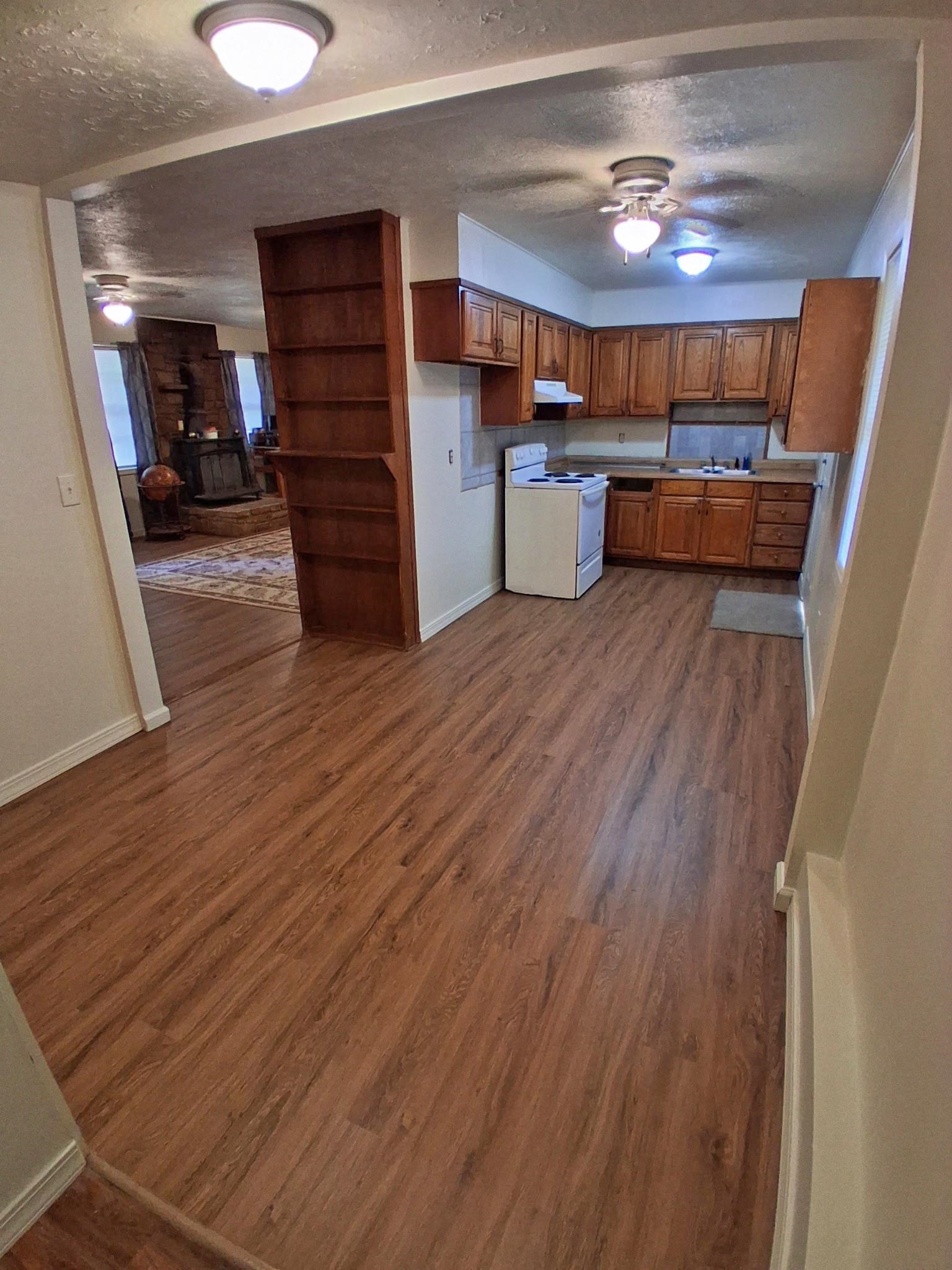 42 Dakota Drive Property Photo 7