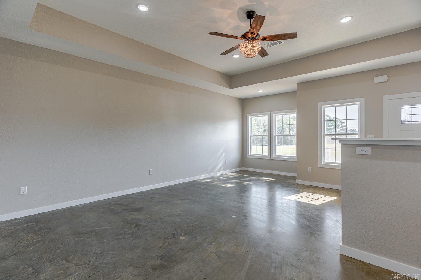 1408 Esplanade St Property Photo 13