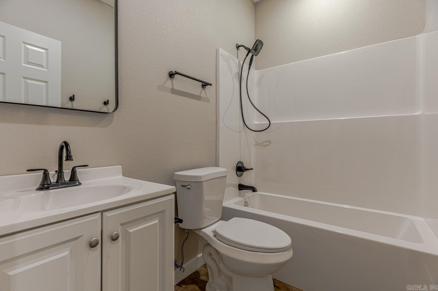1408 Esplanade St Property Photo 16