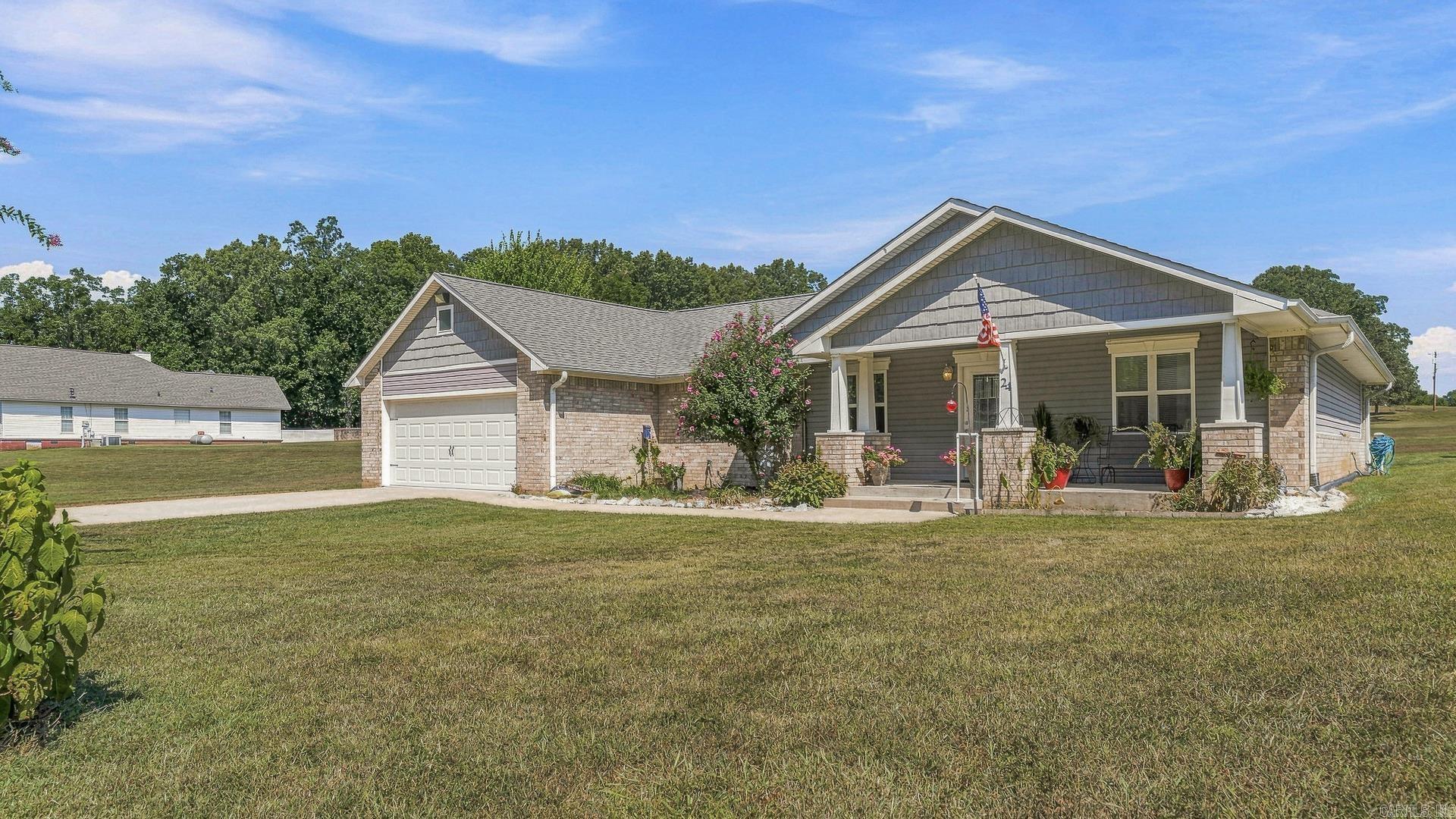 24 County Road 346 Property Photo 2