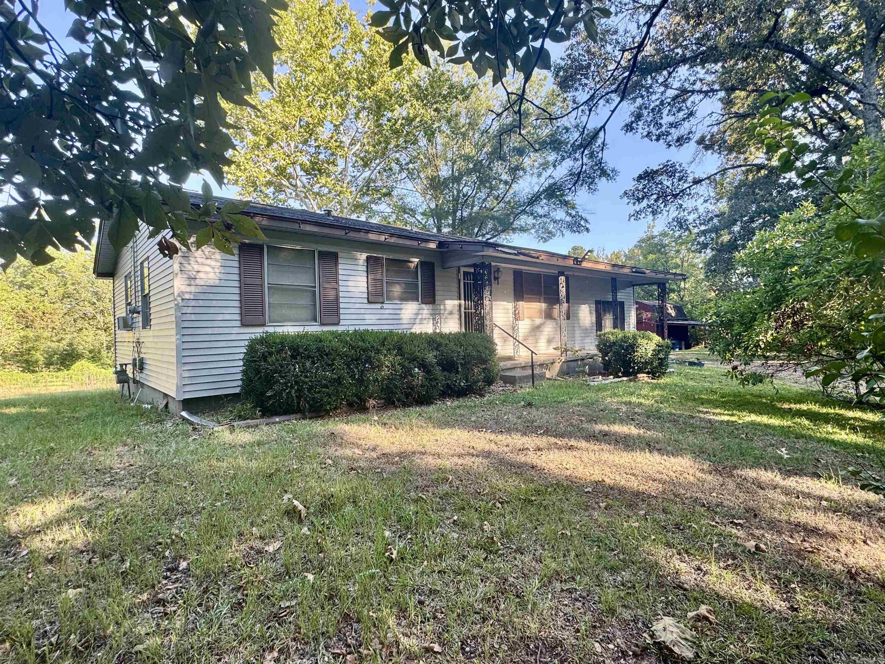 194 Bowen Street Property Photo 2