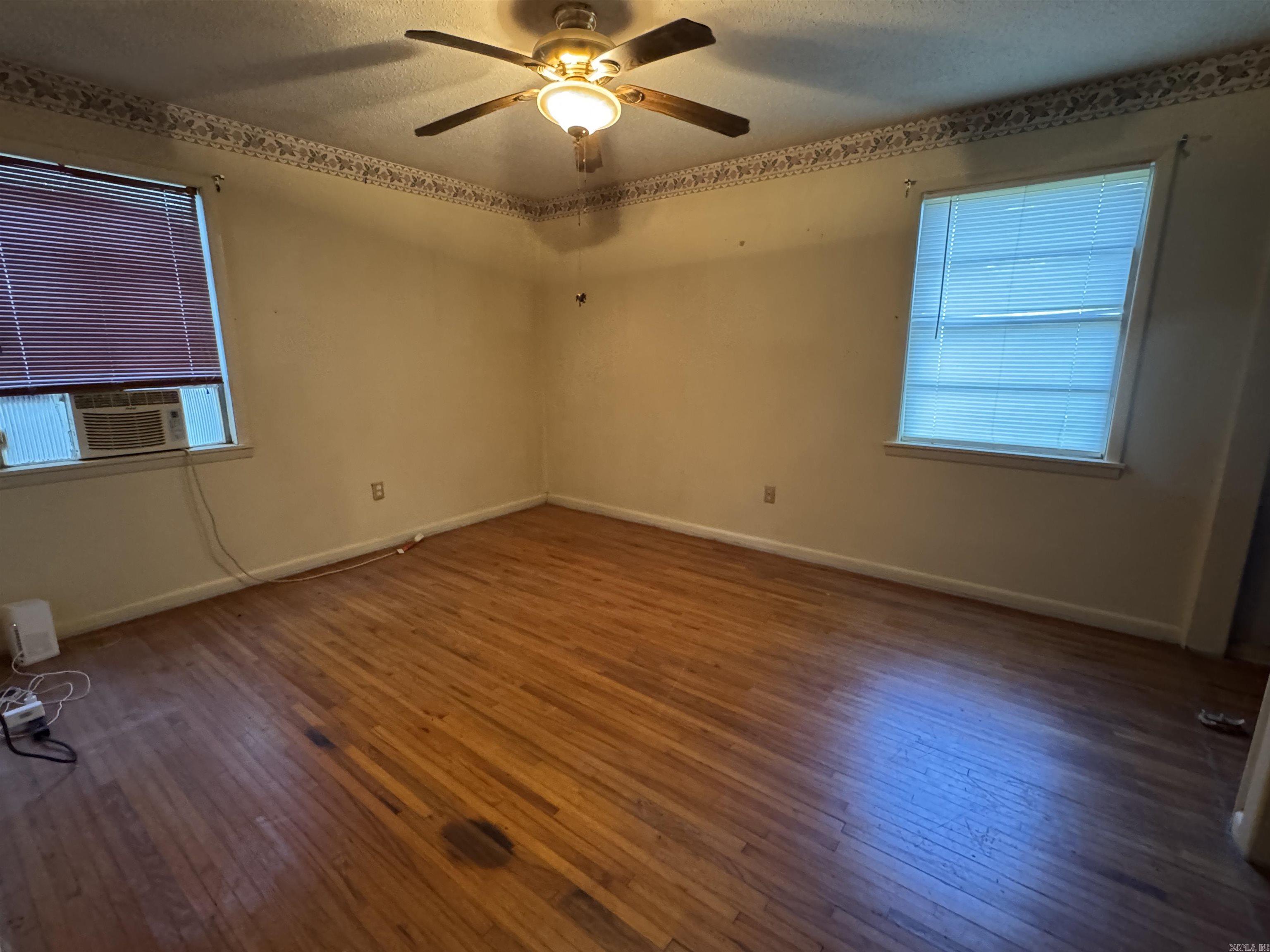 194 Bowen Street Property Photo 16