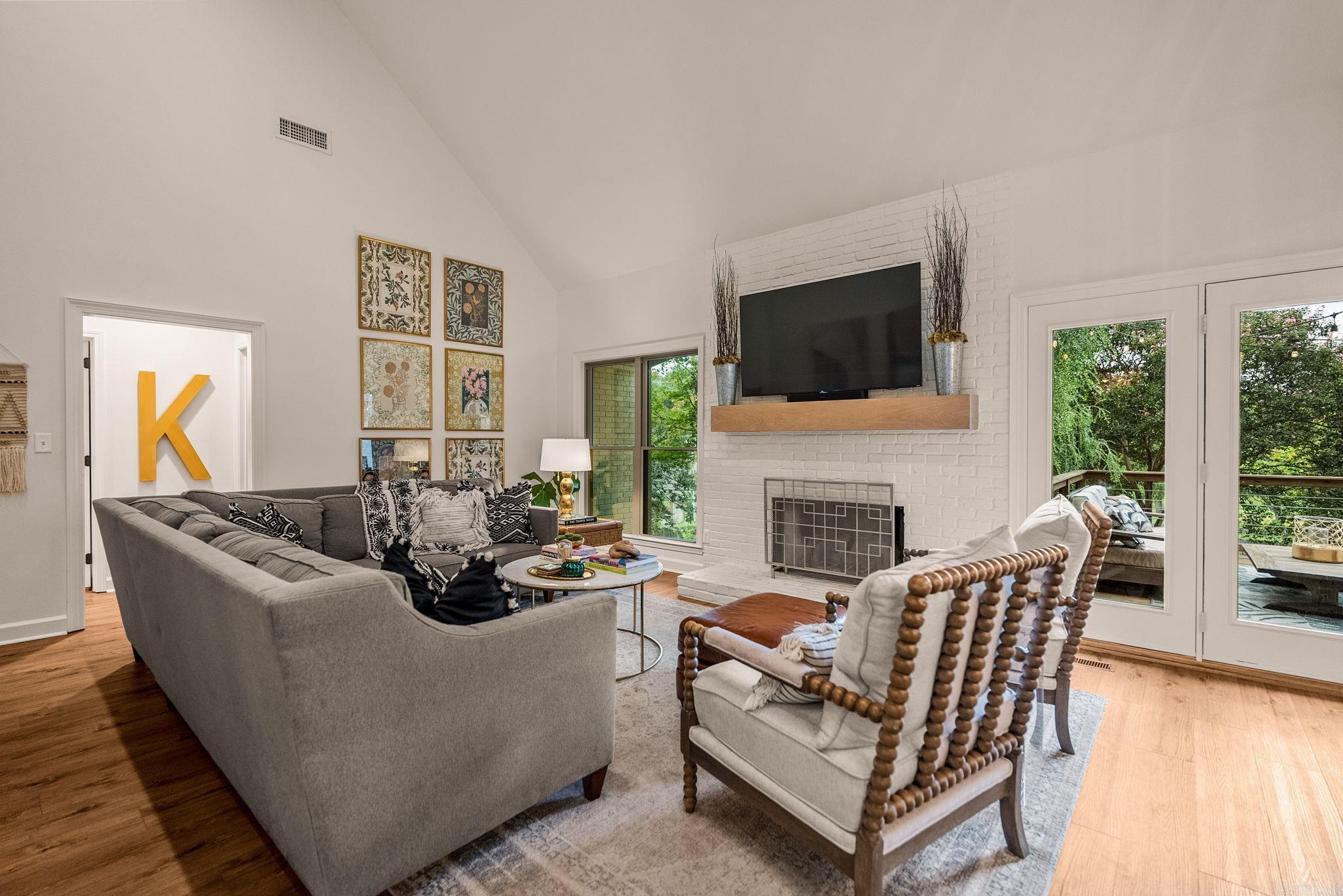 12 Black Bear Court Property Photo 7