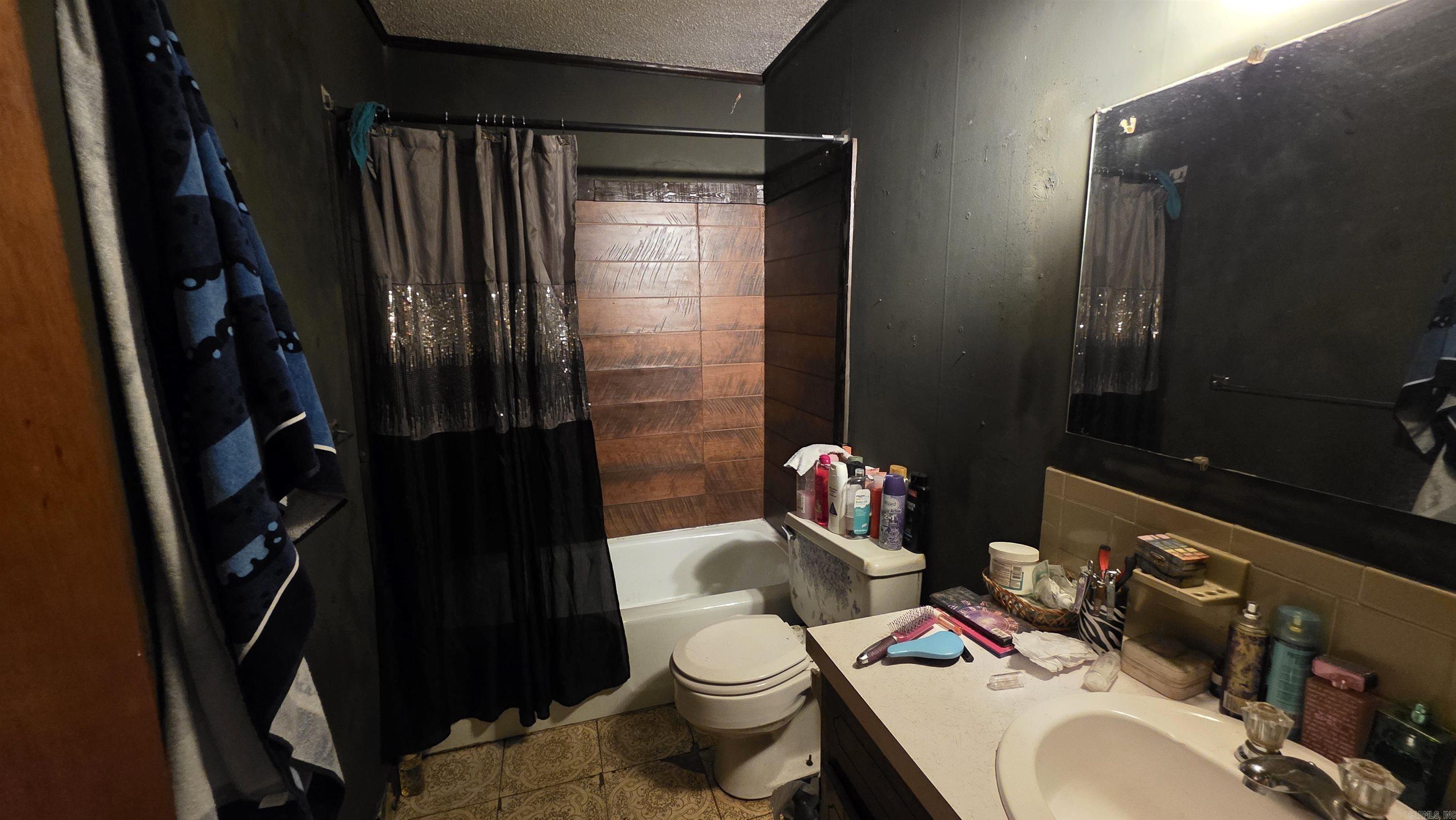 202 Eisenhower Street Property Photo 6