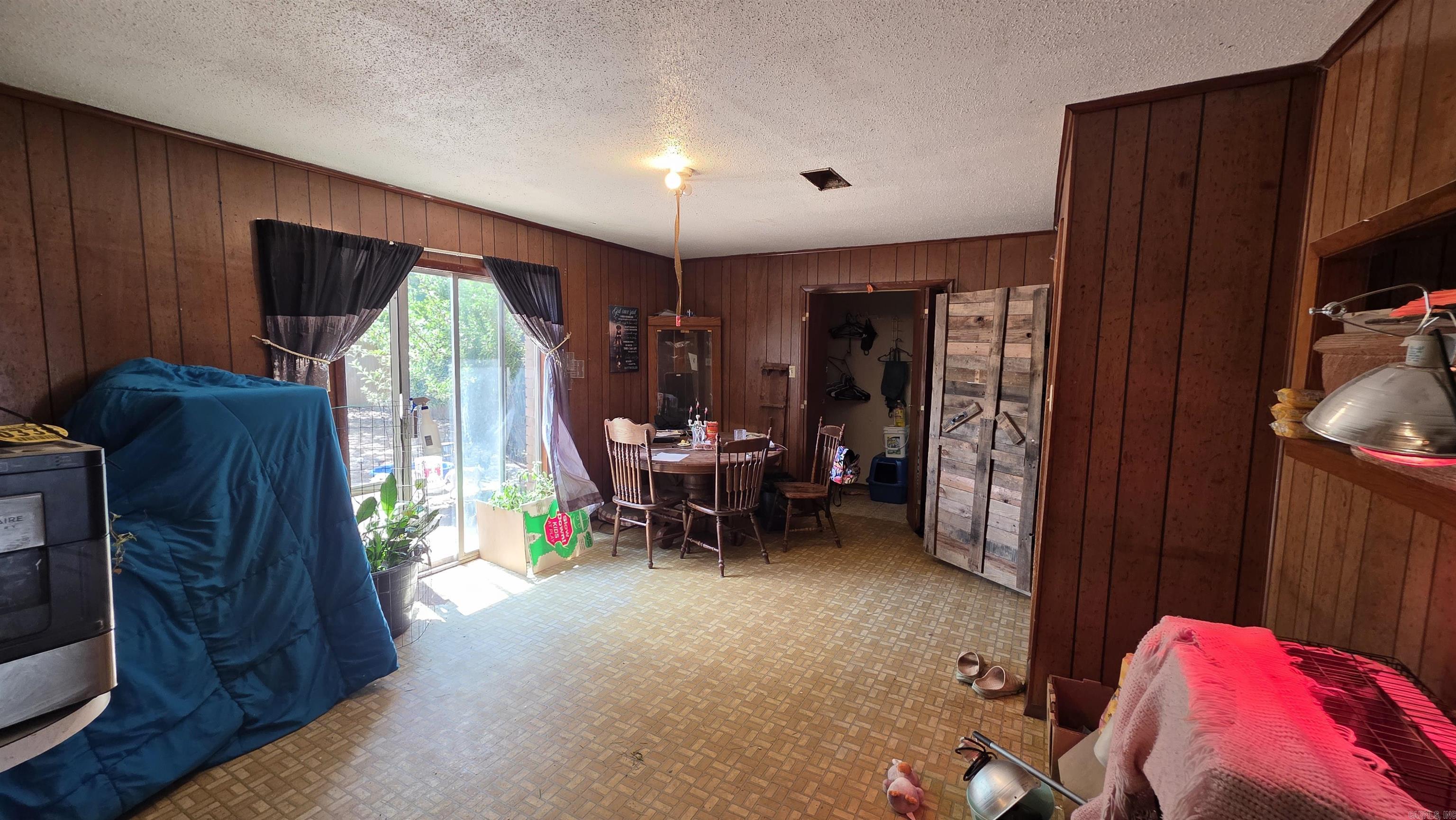 202 Eisenhower Street Property Photo 9