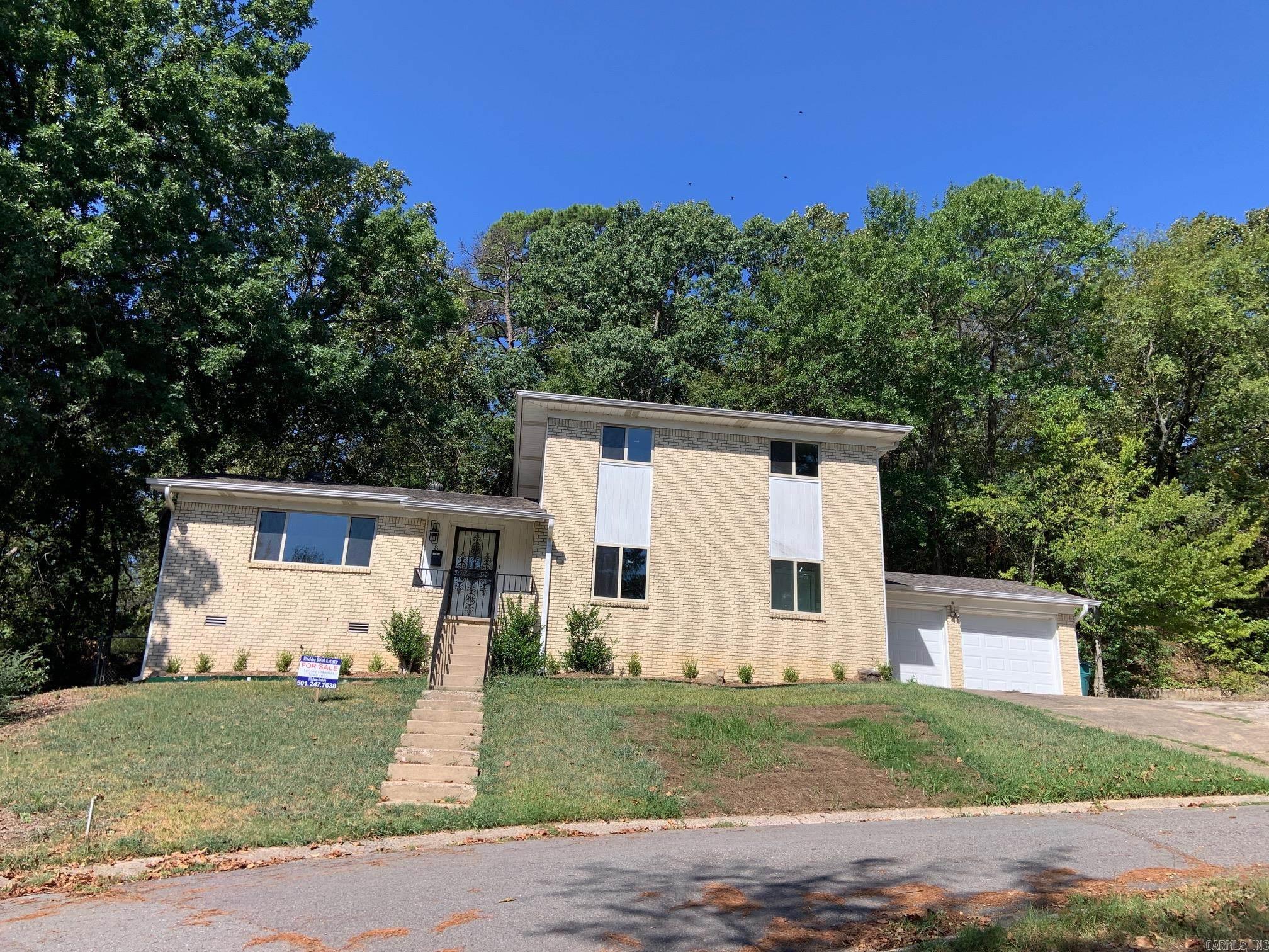 8 Brookridge Cv Property Photo 1