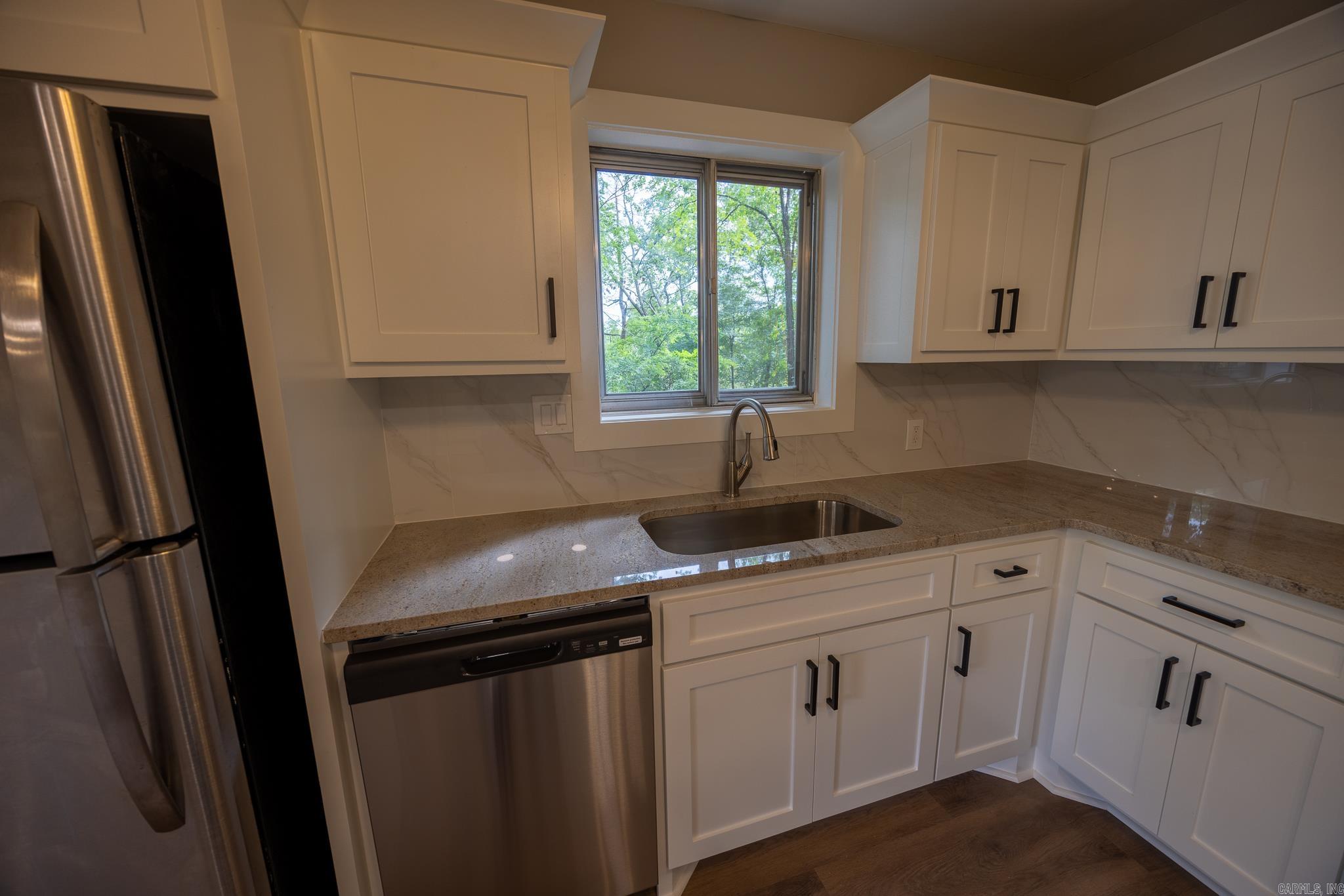 8 Brookridge Cv Property Photo 11