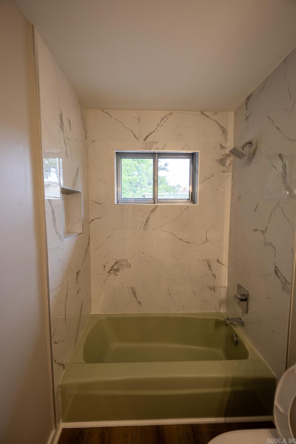8 Brookridge Cv Property Photo 32