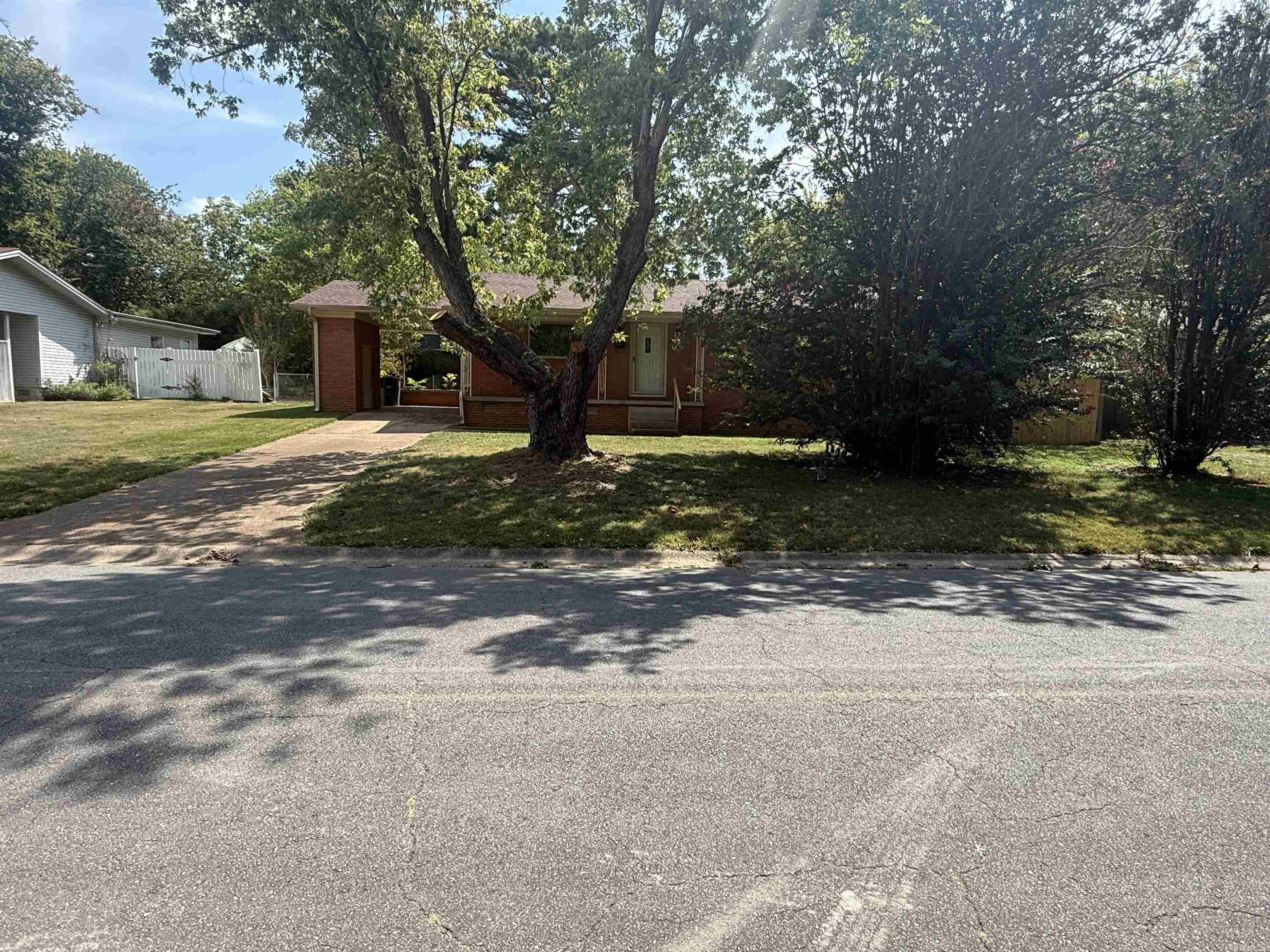 710 N Spruce Street Property Photo 2