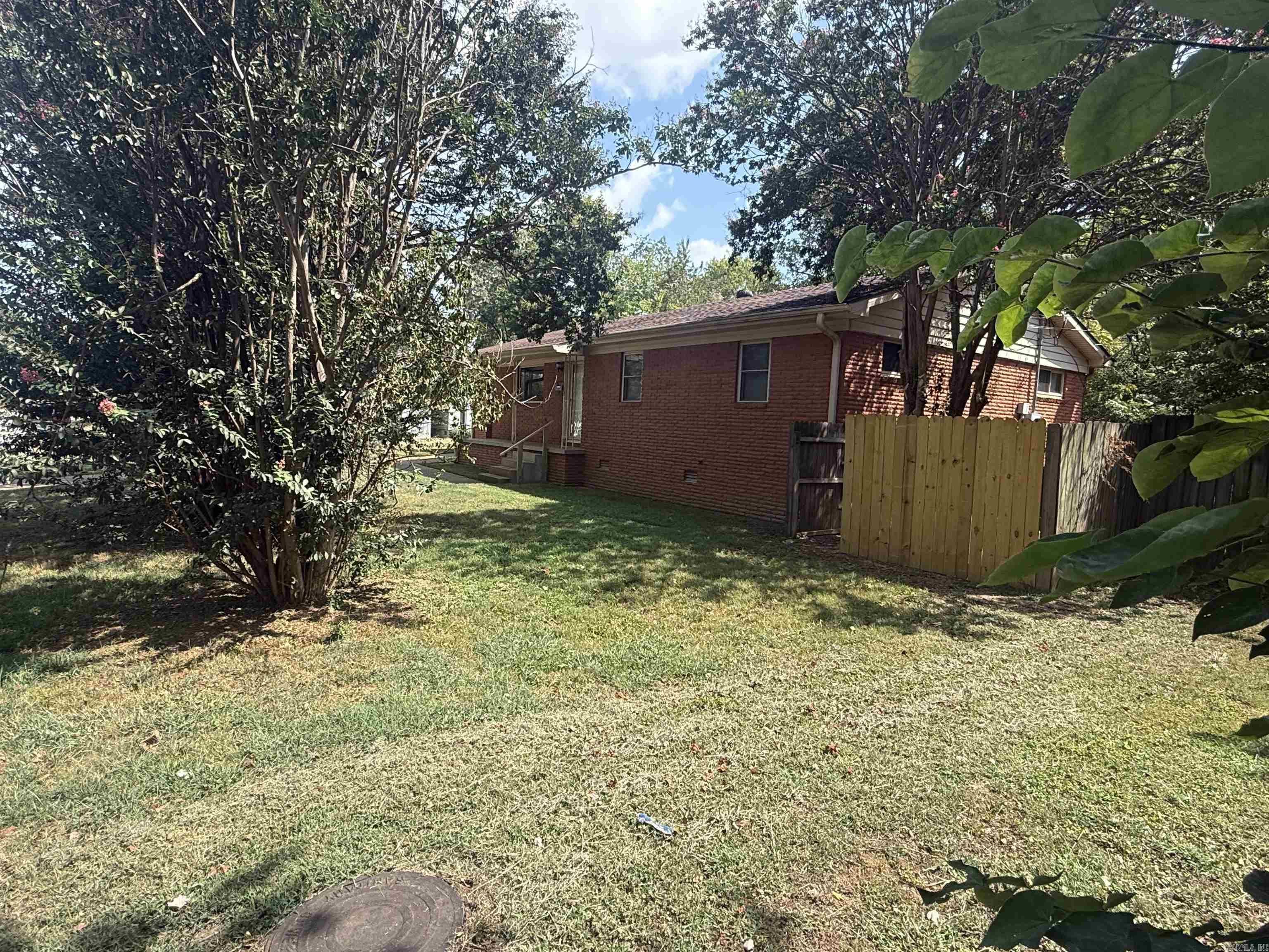 710 N Spruce Street Property Photo 4