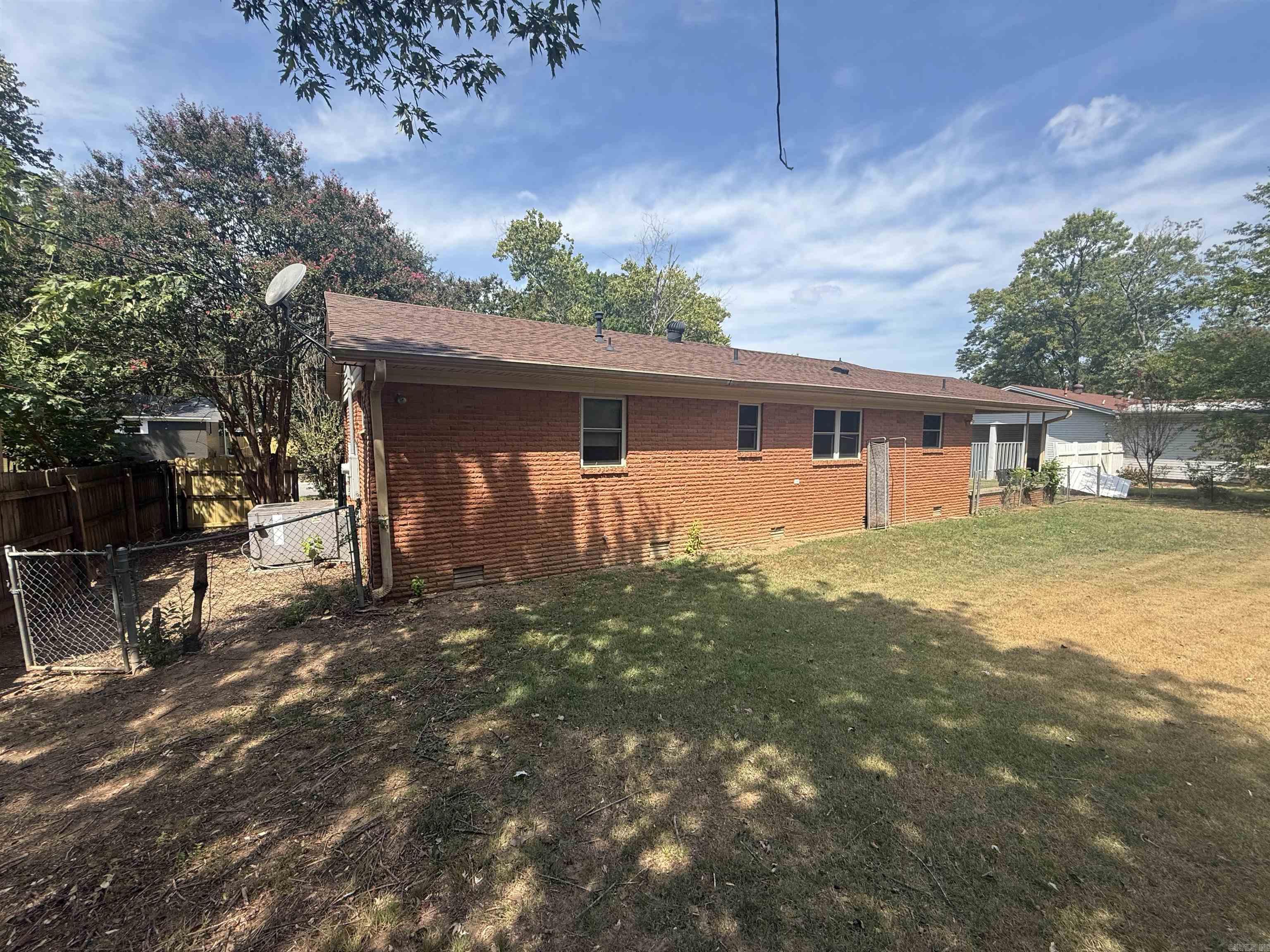 710 N Spruce Street Property Photo 8