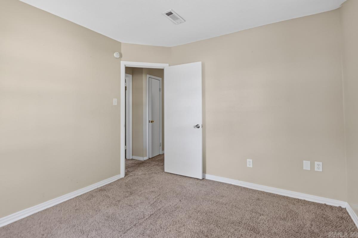 10 Compass Pt Property Photo 14