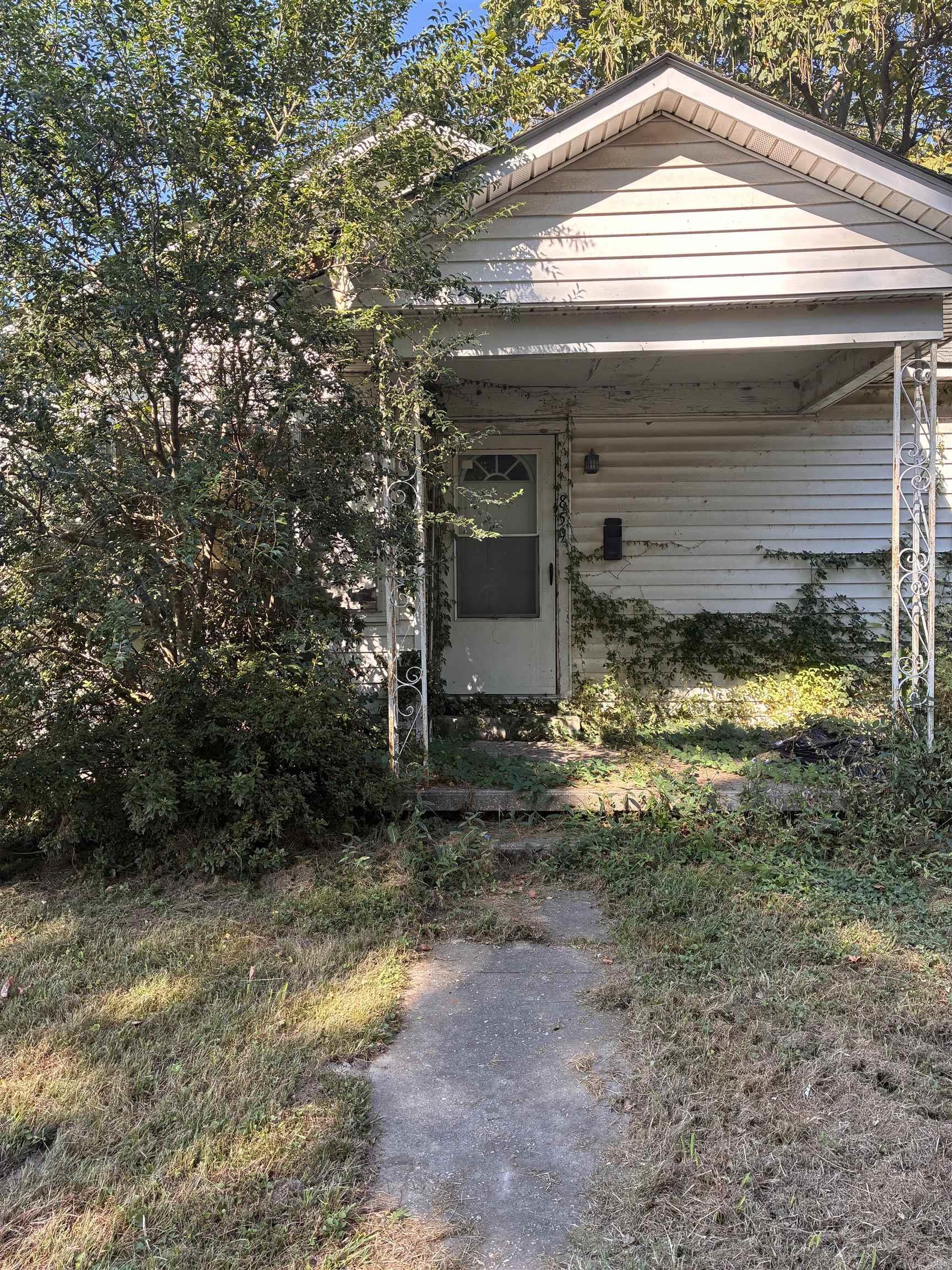 859 S Thornton Avenue Property Photo 1