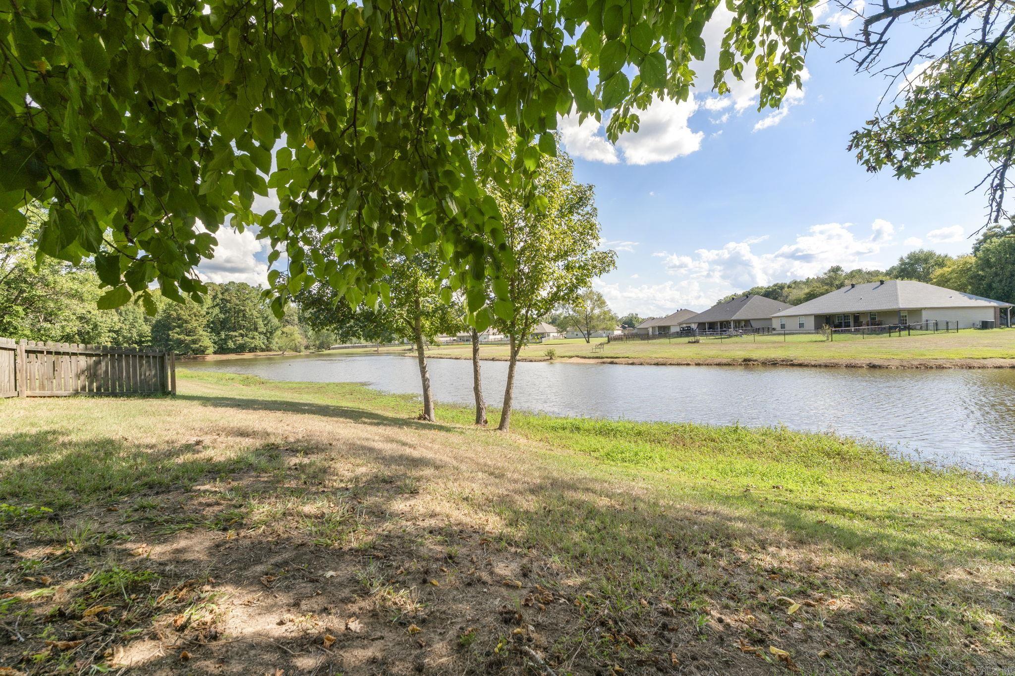 315 Lamplighter Drive Property Photo 2