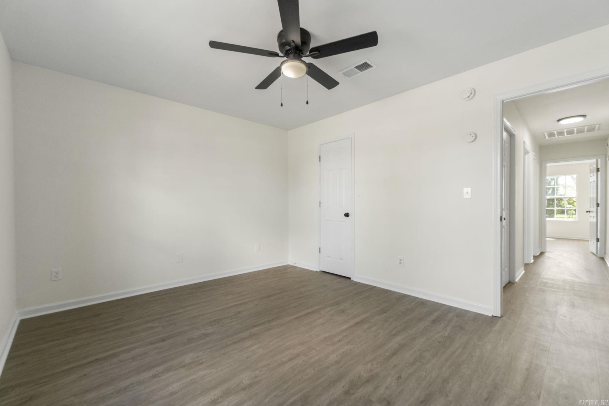 315 Lamplighter Drive Property Photo 30