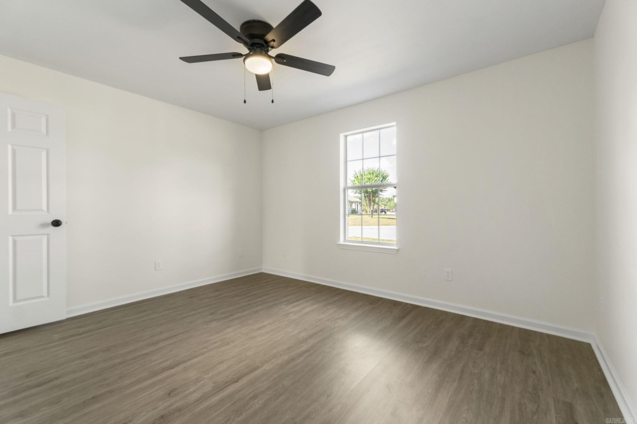 315 Lamplighter Drive Property Photo 32