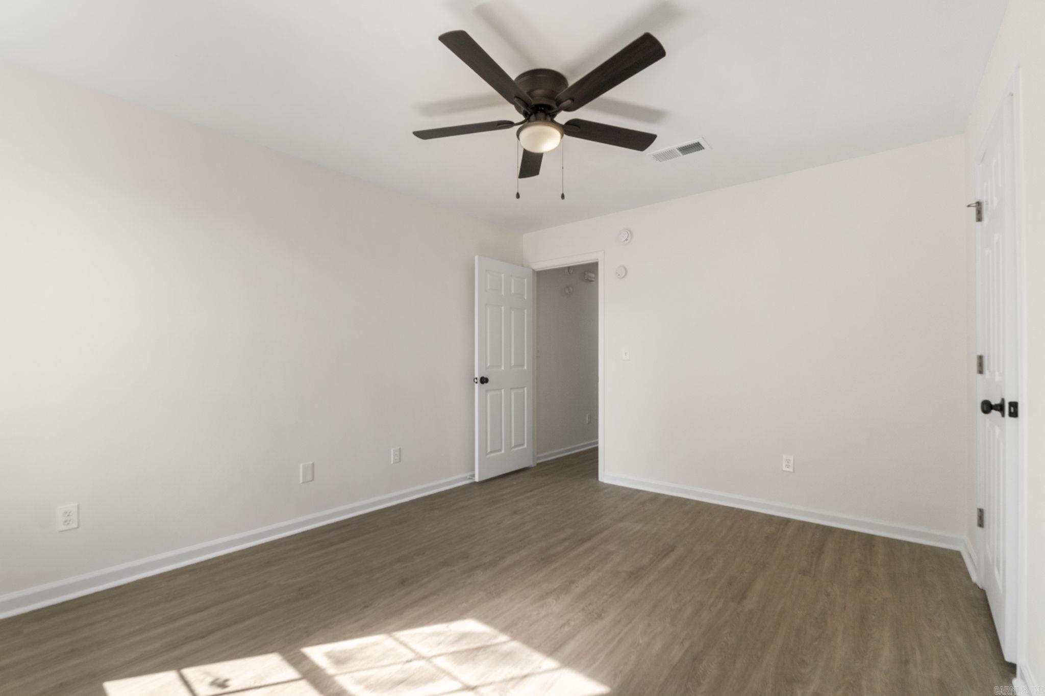 315 Lamplighter Drive Property Photo 37