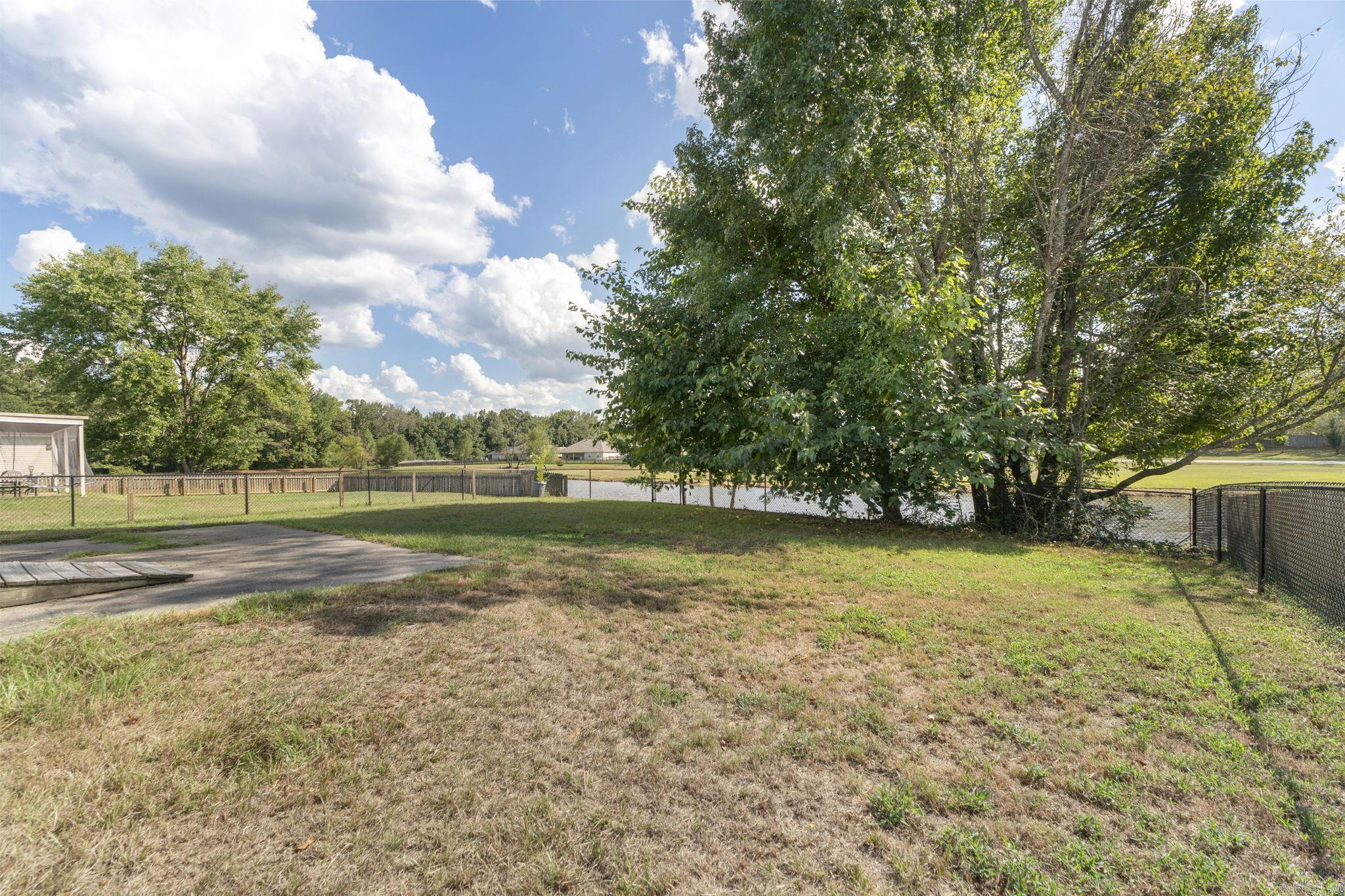 315 Lamplighter Drive Property Photo 41