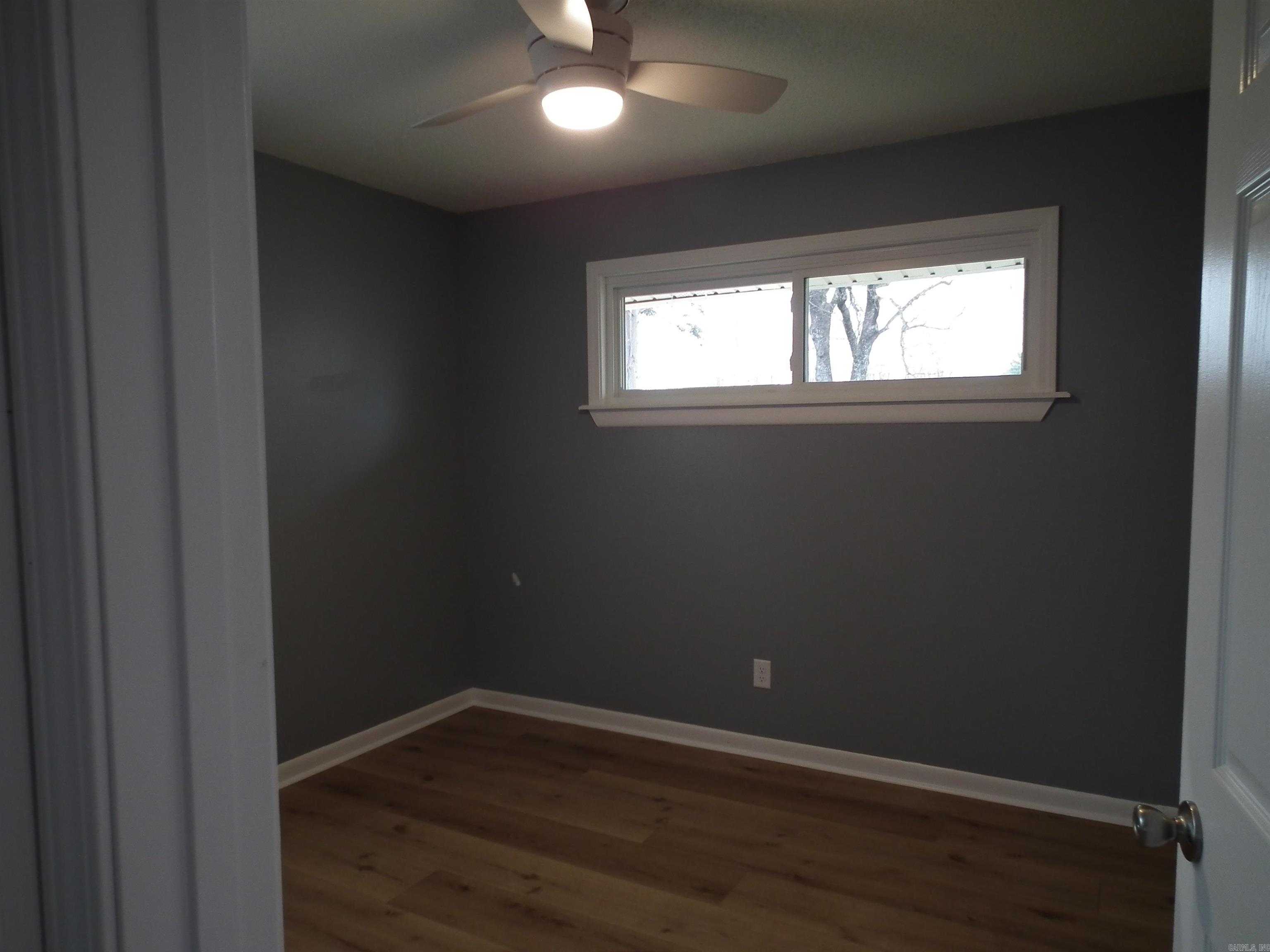 217 Trailwood Drive Property Photo 15