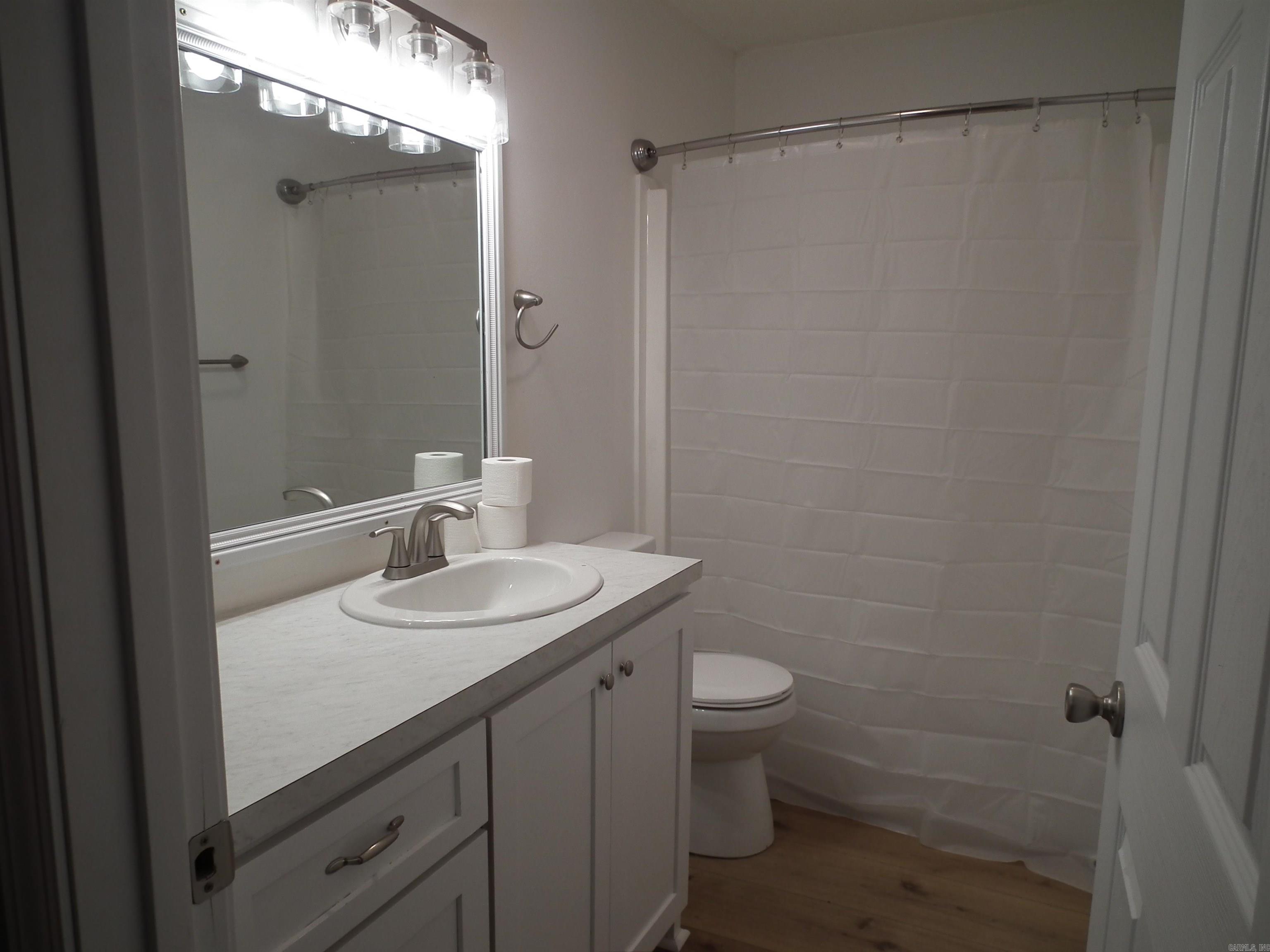 217 Trailwood Drive Property Photo 17