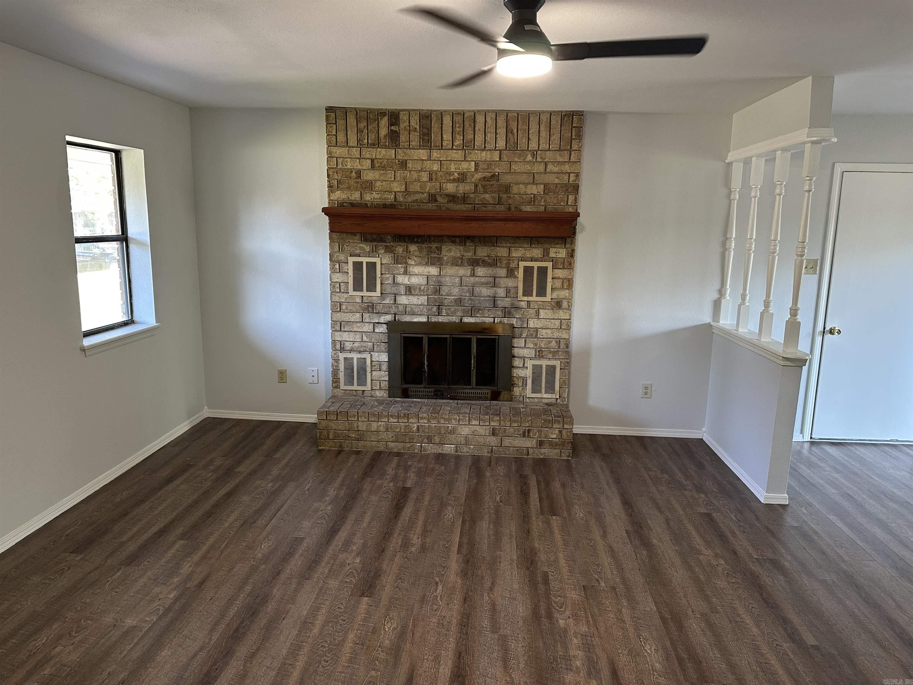 2102 E 14th Street Property Photo 5